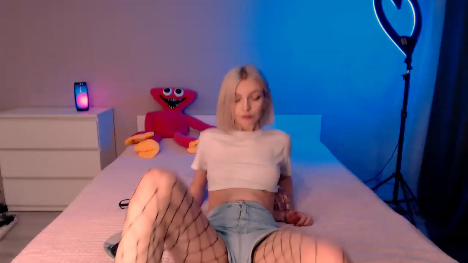 Gallery image thumbnail from TenderlyLolla's myfreecams stream on, 01/06/2023, 11:38 image 14 of 20