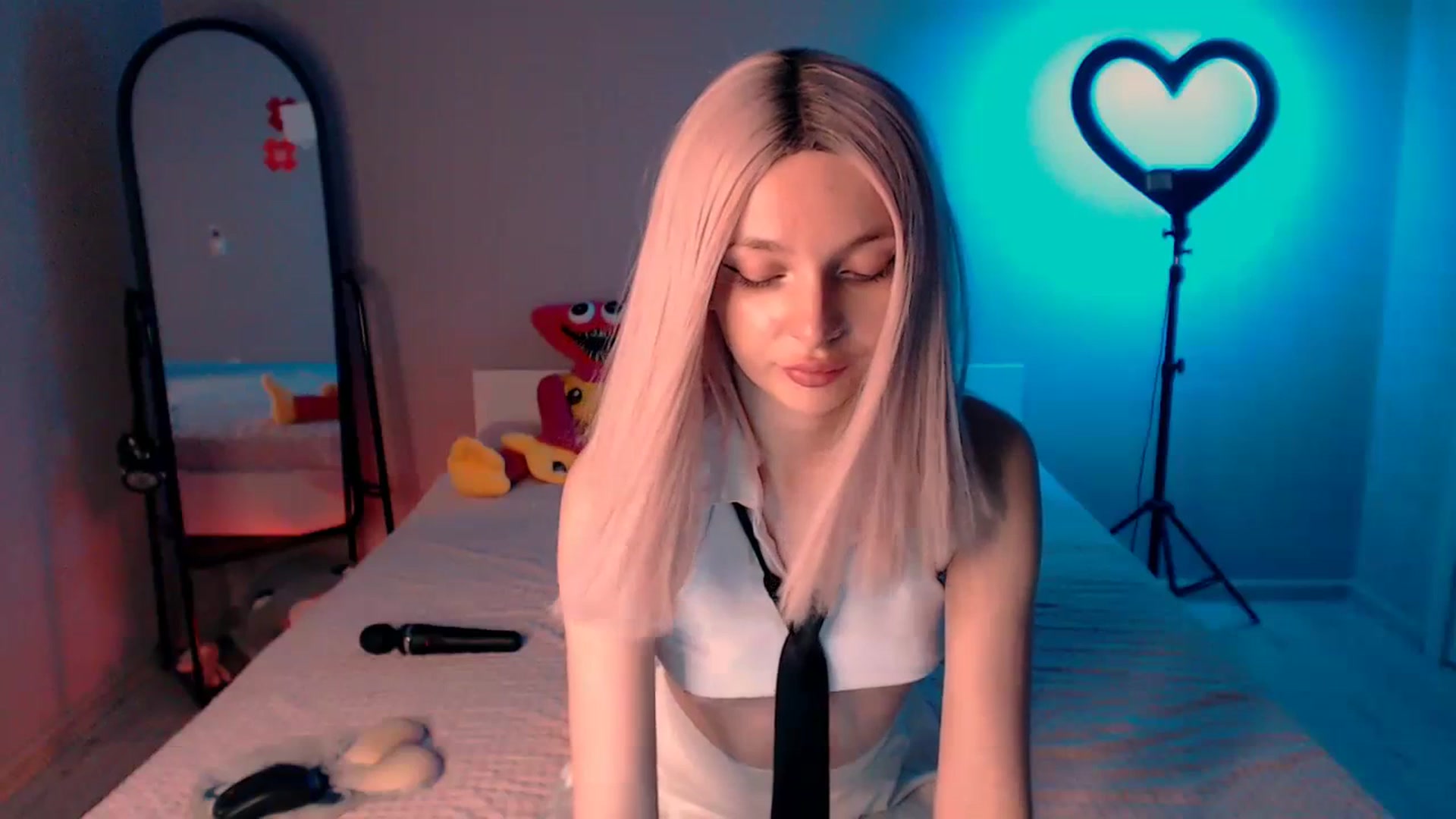 Gallery image thumbnail from TenderlyLolla's myfreecams stream on, 07/18/2023, 15:48 image 14 of 20
