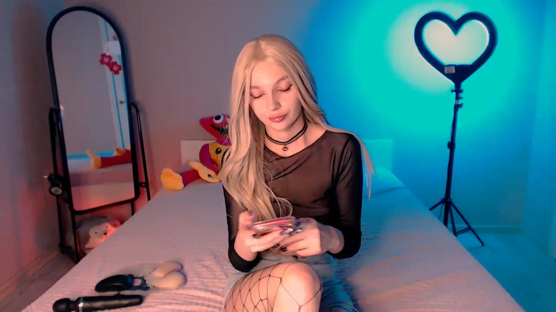 Gallery image thumbnail from TenderlyLolla's myfreecams stream on, 09/04/2023, 16:44 image 2 of 20