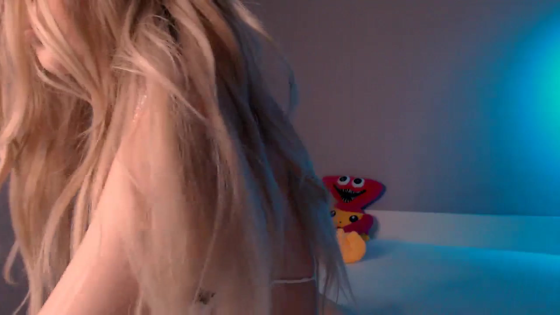 Gallery image thumbnail from TenderlyLolla's myfreecams stream on, 12/11/2023, 04:07 image 19 of 20