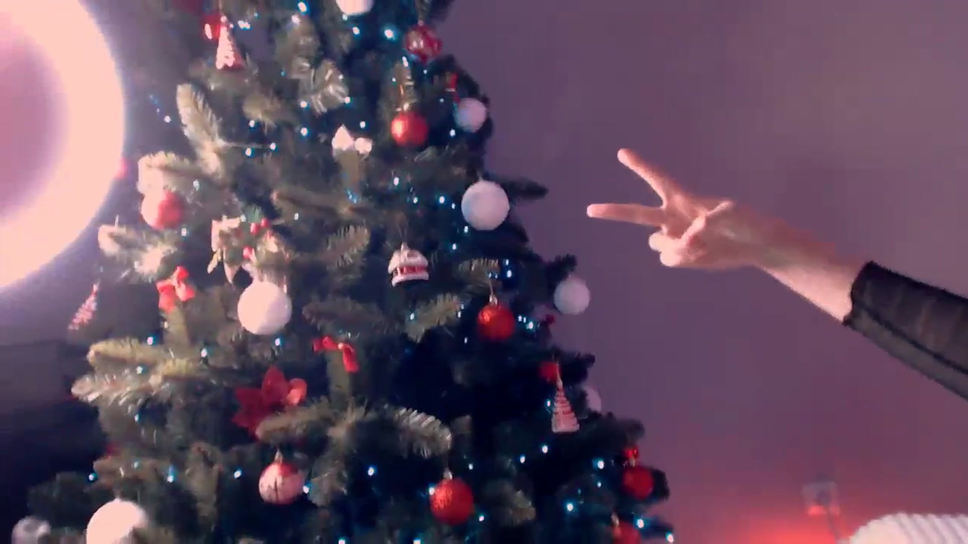 Gallery image thumbnail from TenderlyLolla's myfreecams stream on, 12/17/2023, 16:06 image 4 of 20
