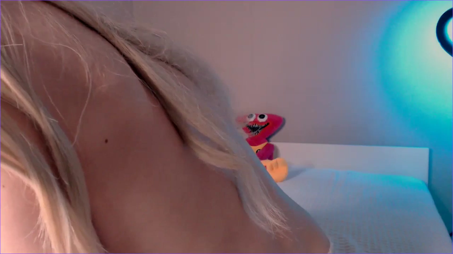 Gallery image thumbnail from TenderlyLolla's myfreecams stream on, 02/08/2024, 15:59 image 11 of 20