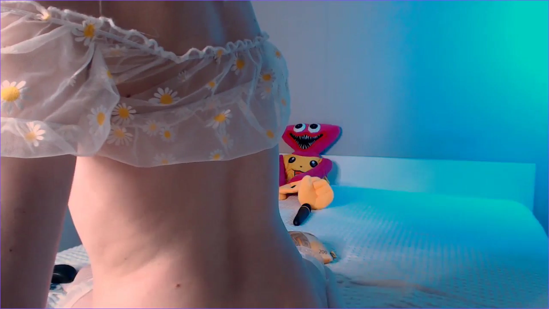 Gallery image thumbnail from TenderlyLolla's myfreecams stream on, 05/18/2024, 11:07 image 16 of 20