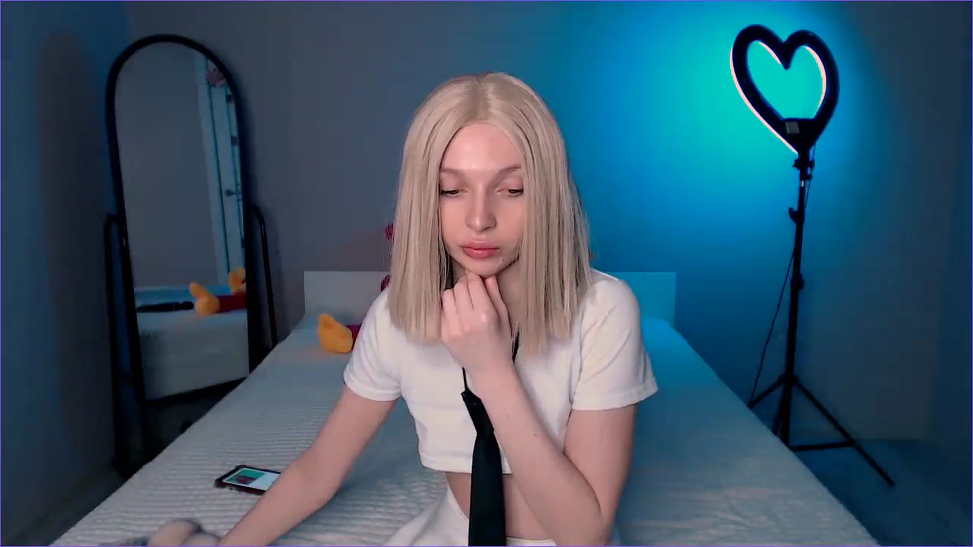 Gallery image thumbnail from TenderlyLolla's myfreecams stream on, 05/20/2024, 10:19 image 20 of 20