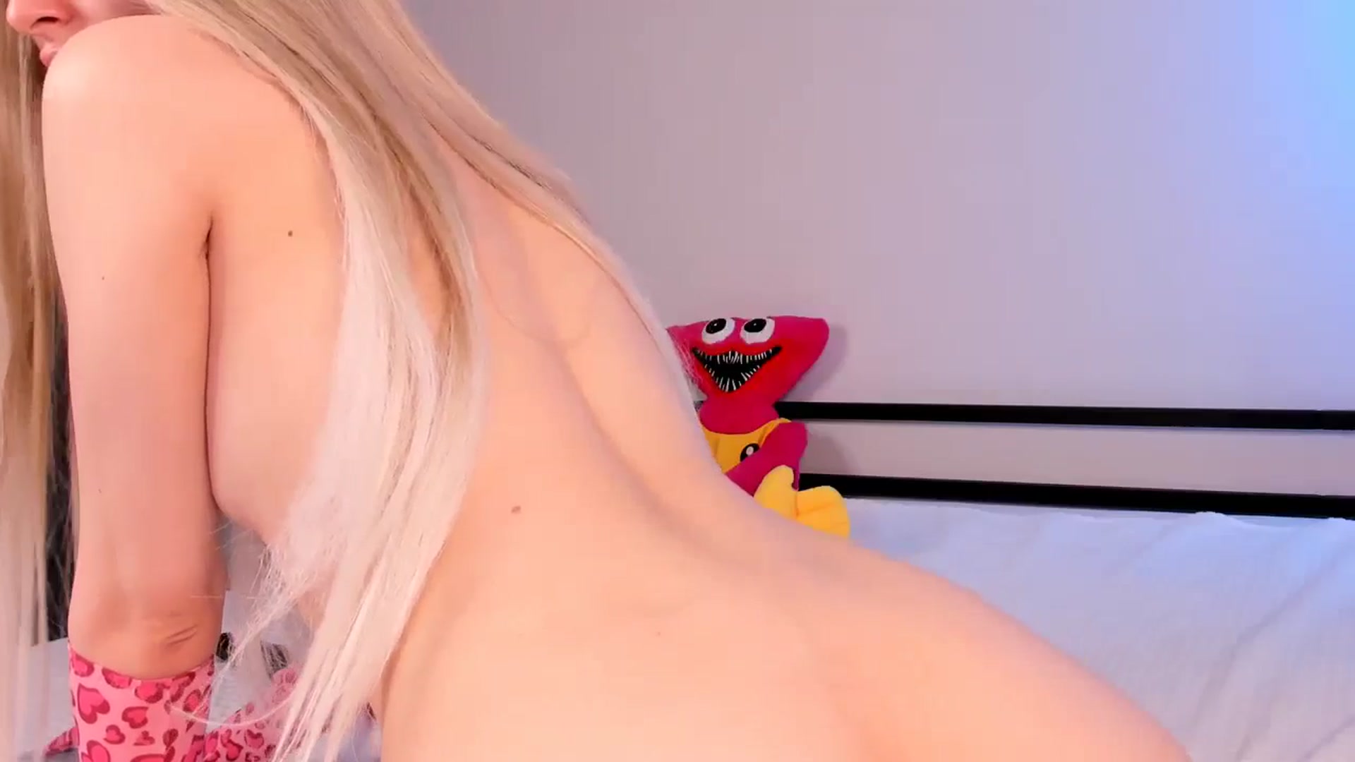 Gallery image thumbnail from TenderlyLolla's myfreecams stream on, 01/12/2025, 12:04 image 12 of 20