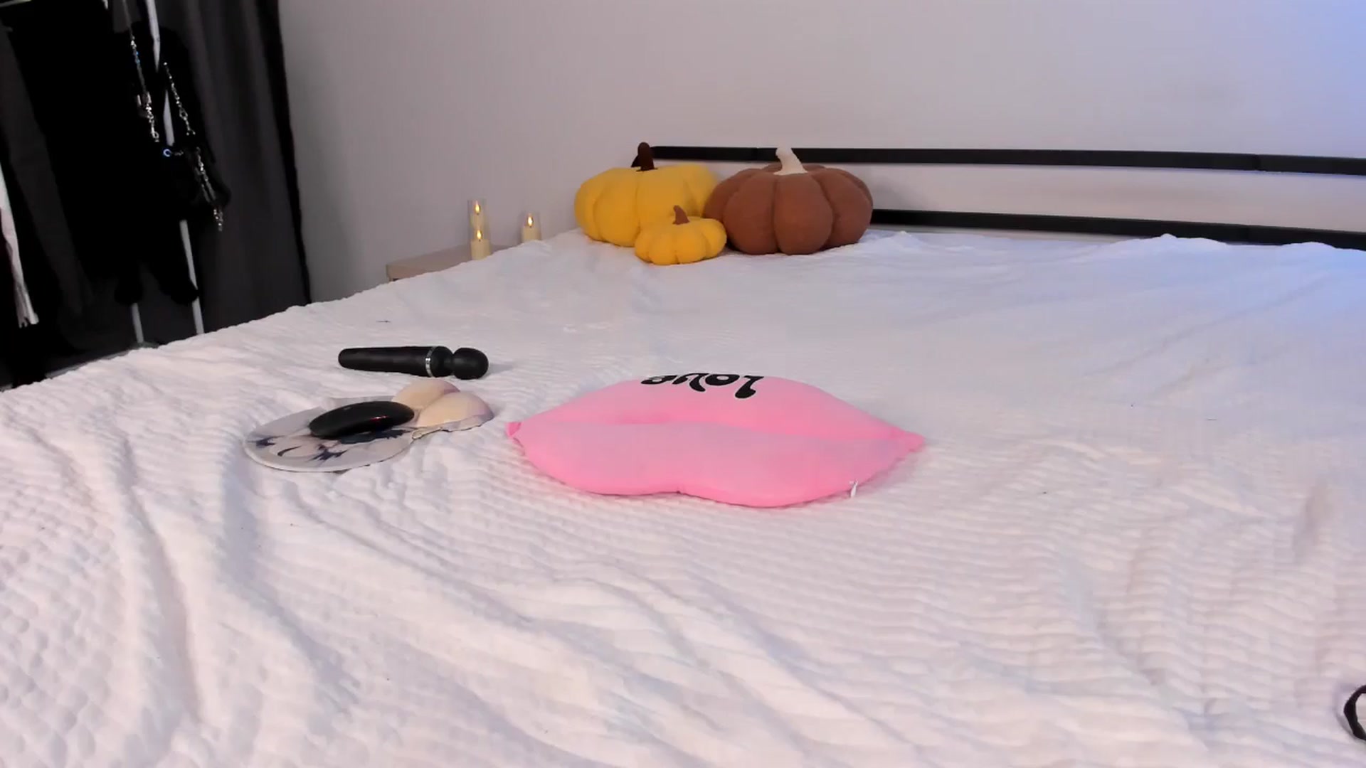 Gallery image thumbnail from TenderlyLolla's myfreecams stream on, 10/24/2025, 11:52 image 3 of 20