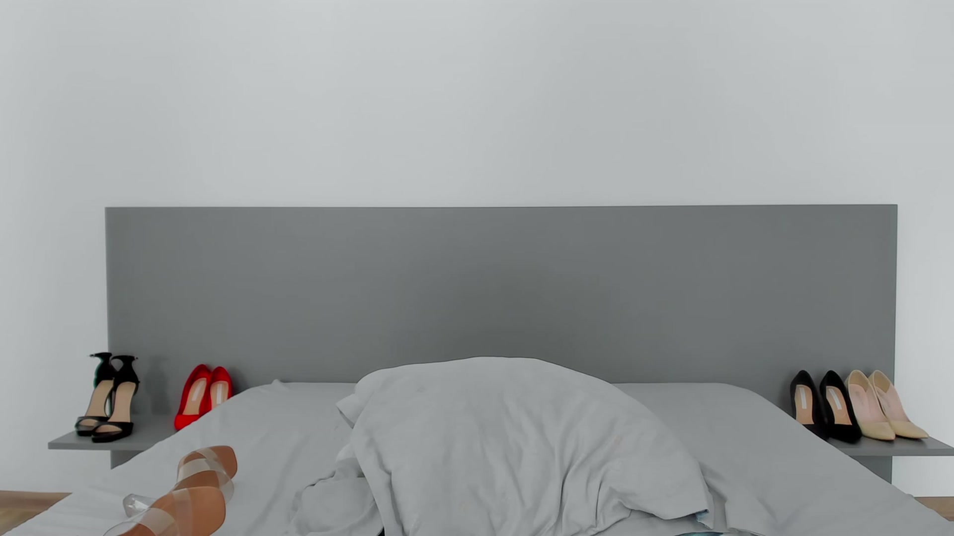 Gallery image thumbnail from Teressalovee's myfreecams stream on, 05/27/2023, 12:17 image 11 of 20