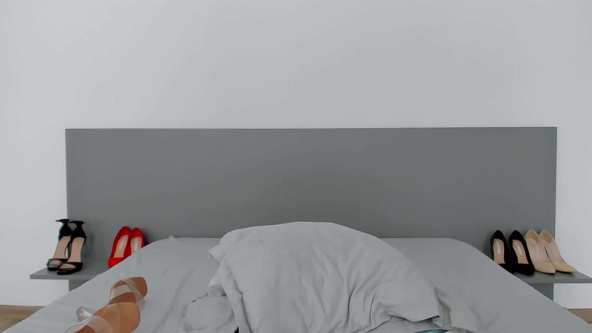 Gallery image thumbnail from Teressalovee's myfreecams stream on, 05/27/2023, 12:17 image 13 of 20