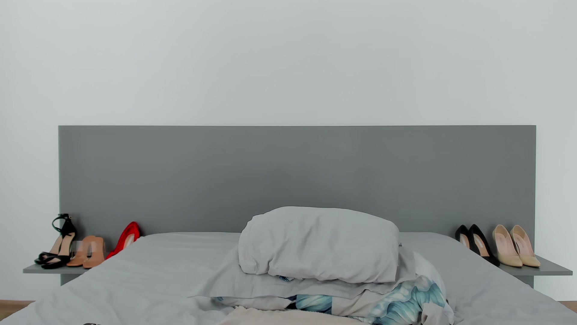 Gallery image thumbnail from Teressalovee's myfreecams stream on, 06/27/2023, 12:35 image 17 of 20