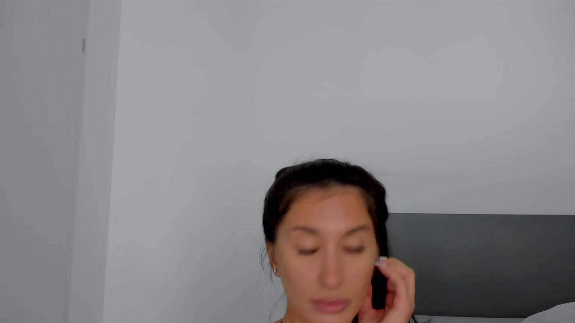 Gallery image thumbnail from Teressalovee's myfreecams stream on, 10/30/2023, 08:29 image 11 of 20