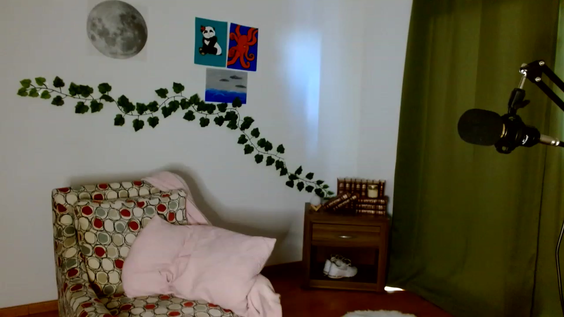 Gallery image thumbnail from TerraGreen's myfreecams stream on, 12/31/2022, 20:52 image 6 of 20