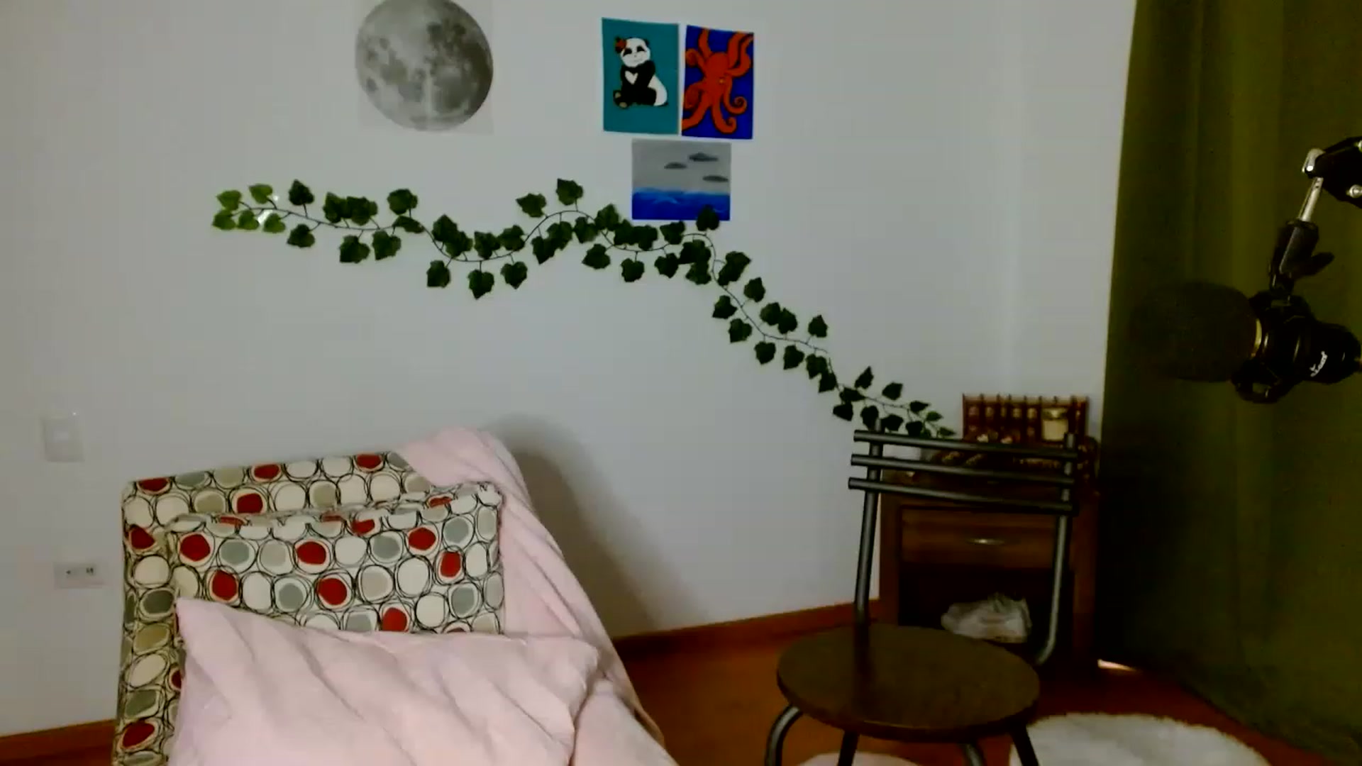 Gallery image thumbnail from TerraGreen's myfreecams stream on, 01/02/2023, 22:22 image 8 of 20