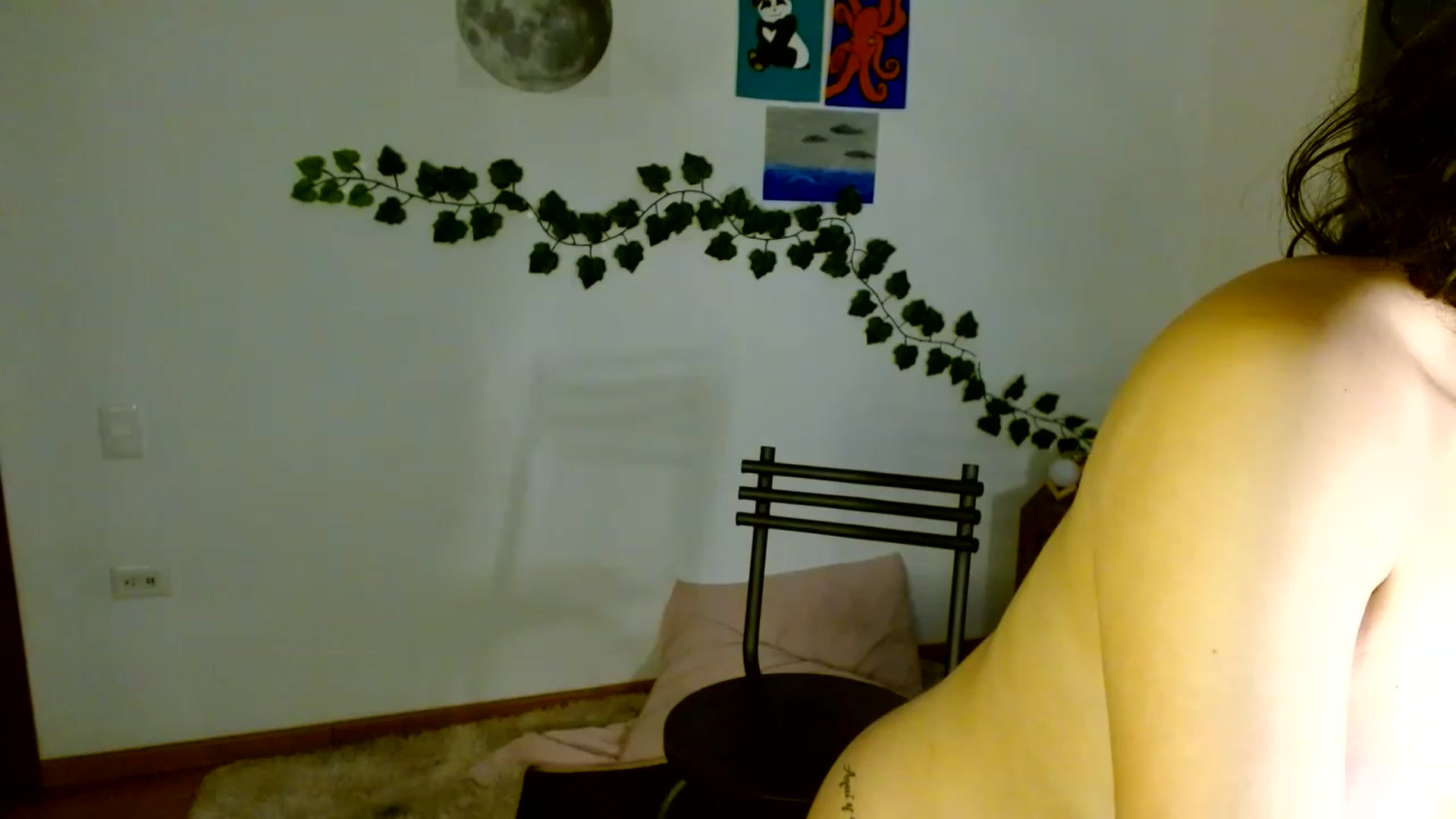 Gallery image thumbnail from TerraGreen's myfreecams stream on, 01/18/2023, 22:28 image 5 of 20