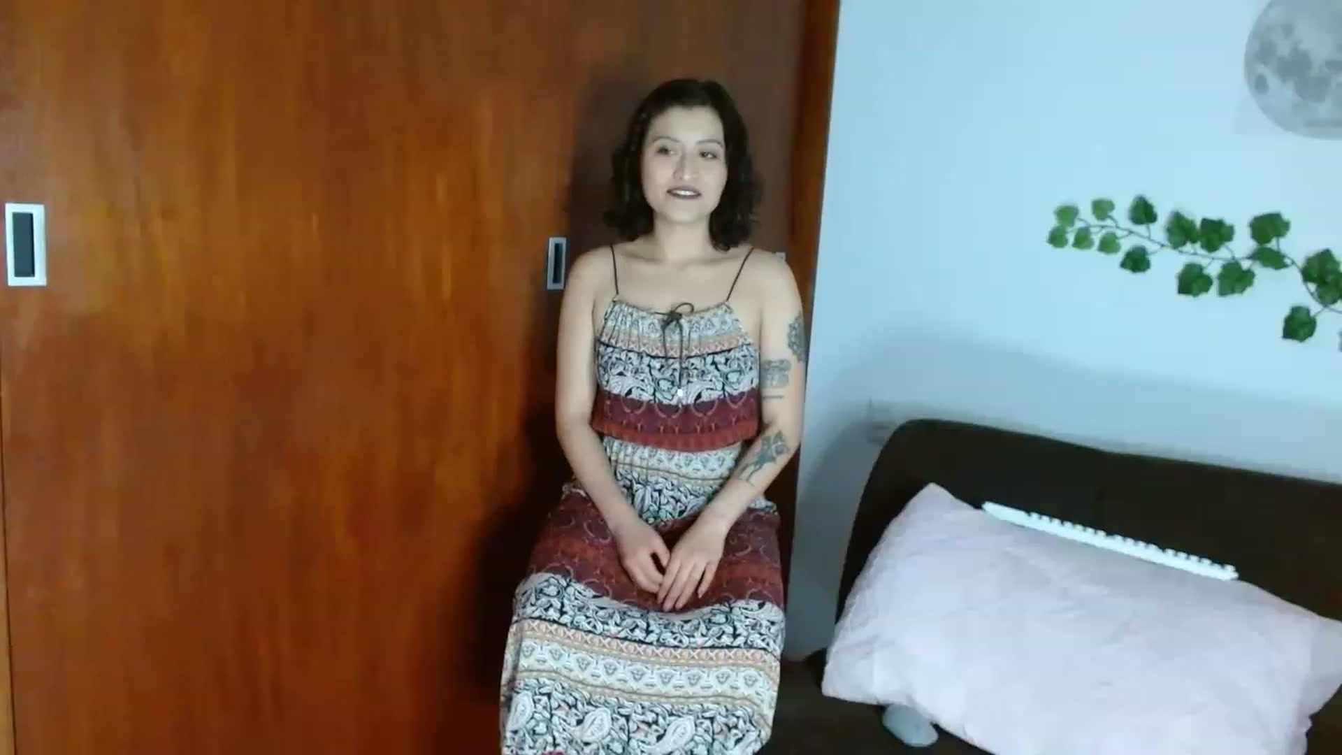 Gallery image thumbnail from TerraGreen's myfreecams stream on, 02/04/2023, 17:40 image 7 of 20