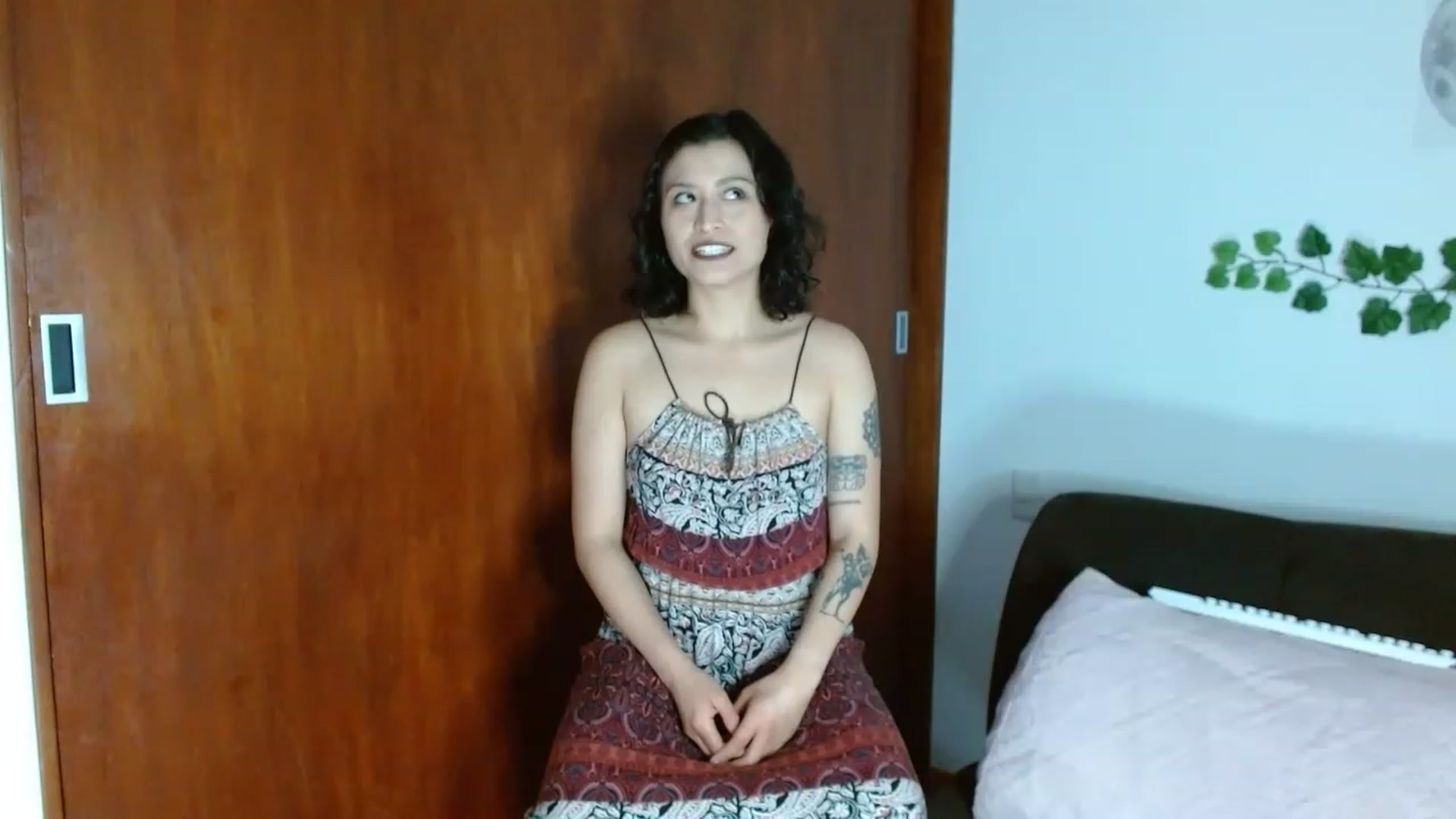 Gallery image thumbnail from TerraGreen's myfreecams stream on, 02/04/2023, 17:40 image 17 of 20