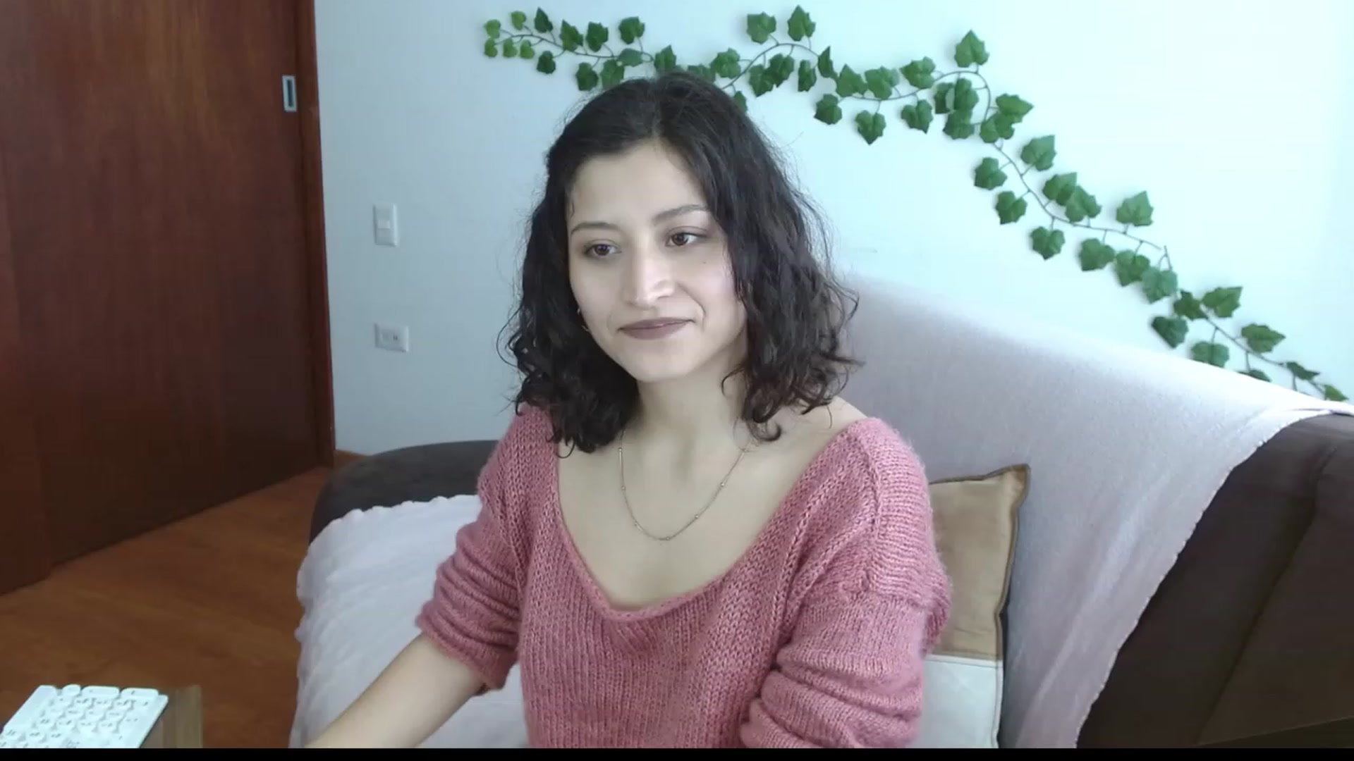 Gallery image thumbnail from TerraGreen's myfreecams stream on, 04/14/2023, 23:56 image 1 of 20