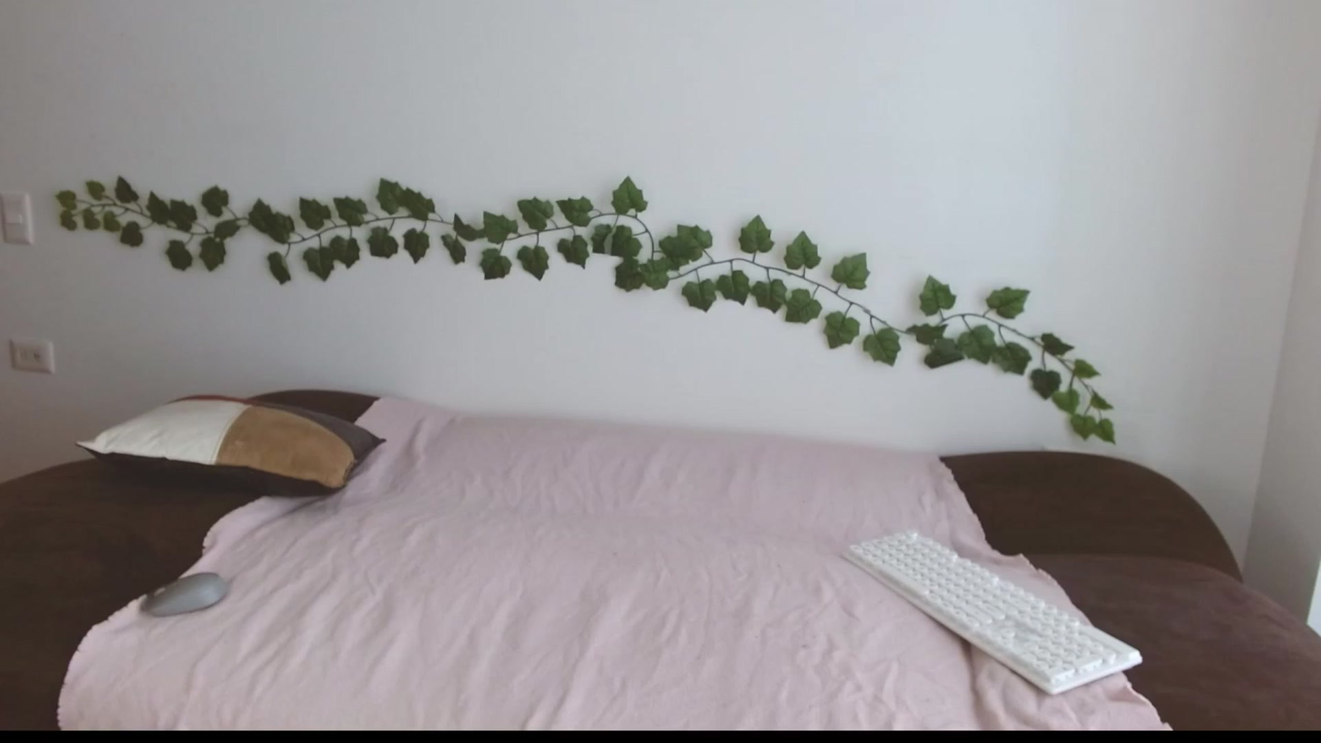 Gallery image thumbnail from TerraGreen's myfreecams stream on, 04/15/2023, 18:32 image 3 of 20