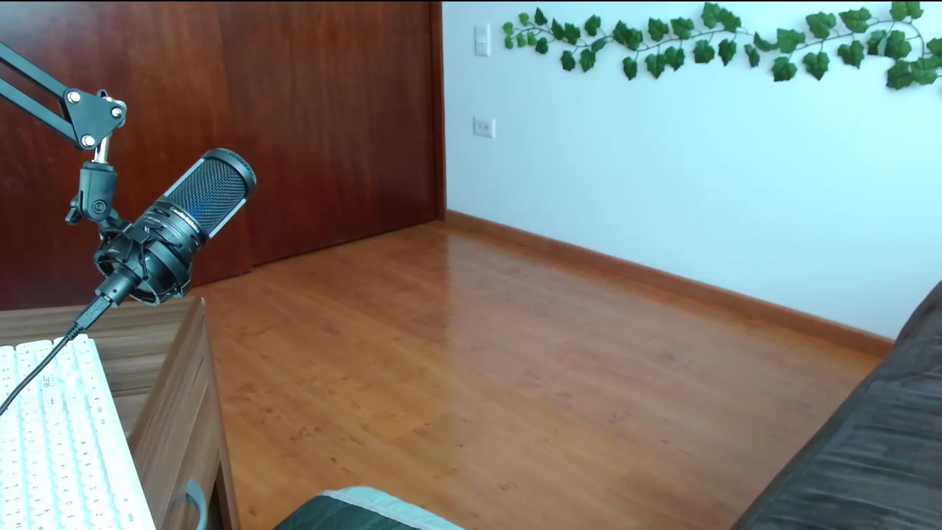 Gallery image thumbnail from TerraGreen's myfreecams stream on, 05/03/2023, 20:25 image 11 of 20