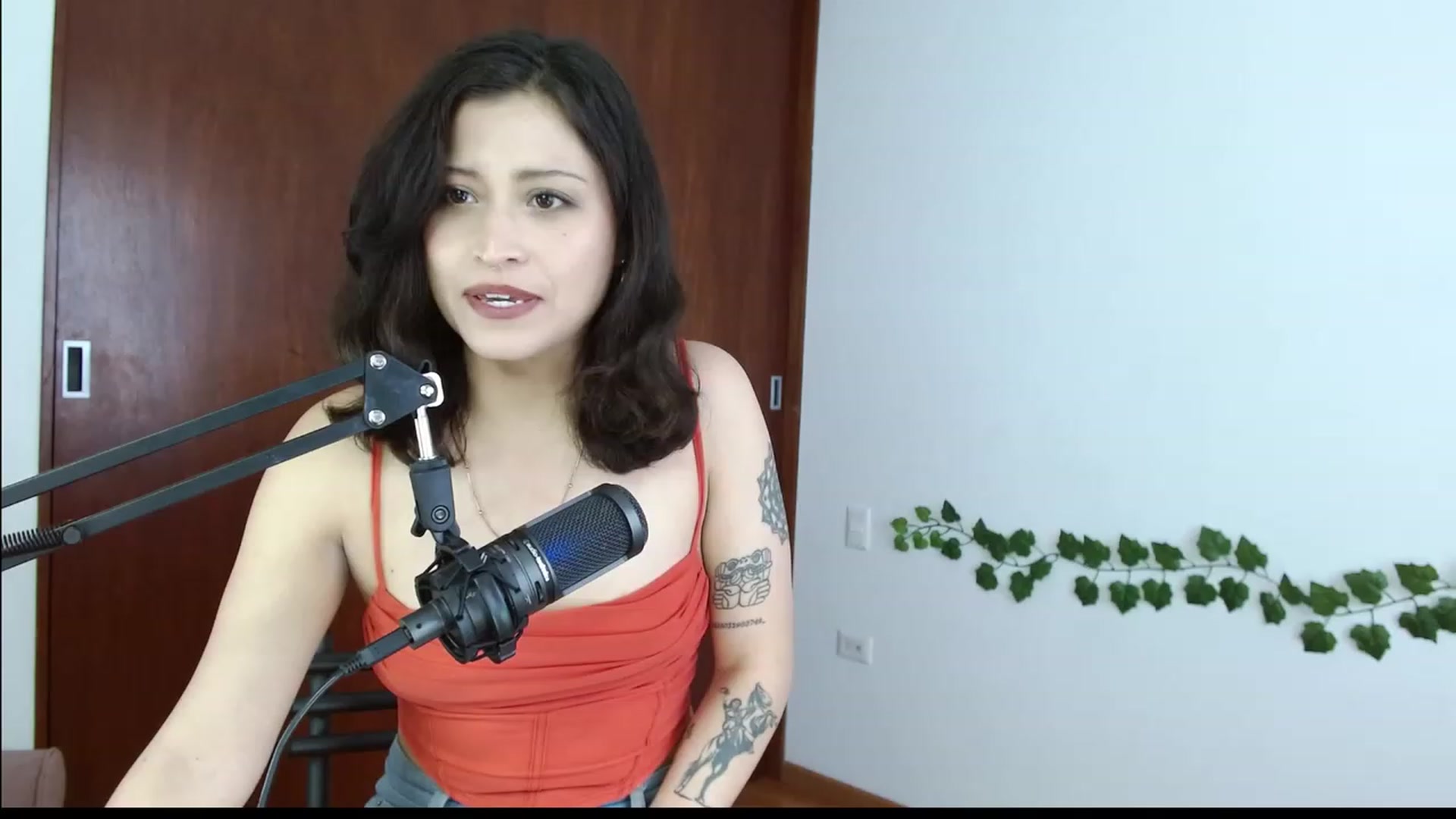 Gallery image thumbnail from TerraGreen's myfreecams stream on, 05/20/2023, 18:00 image 10 of 20