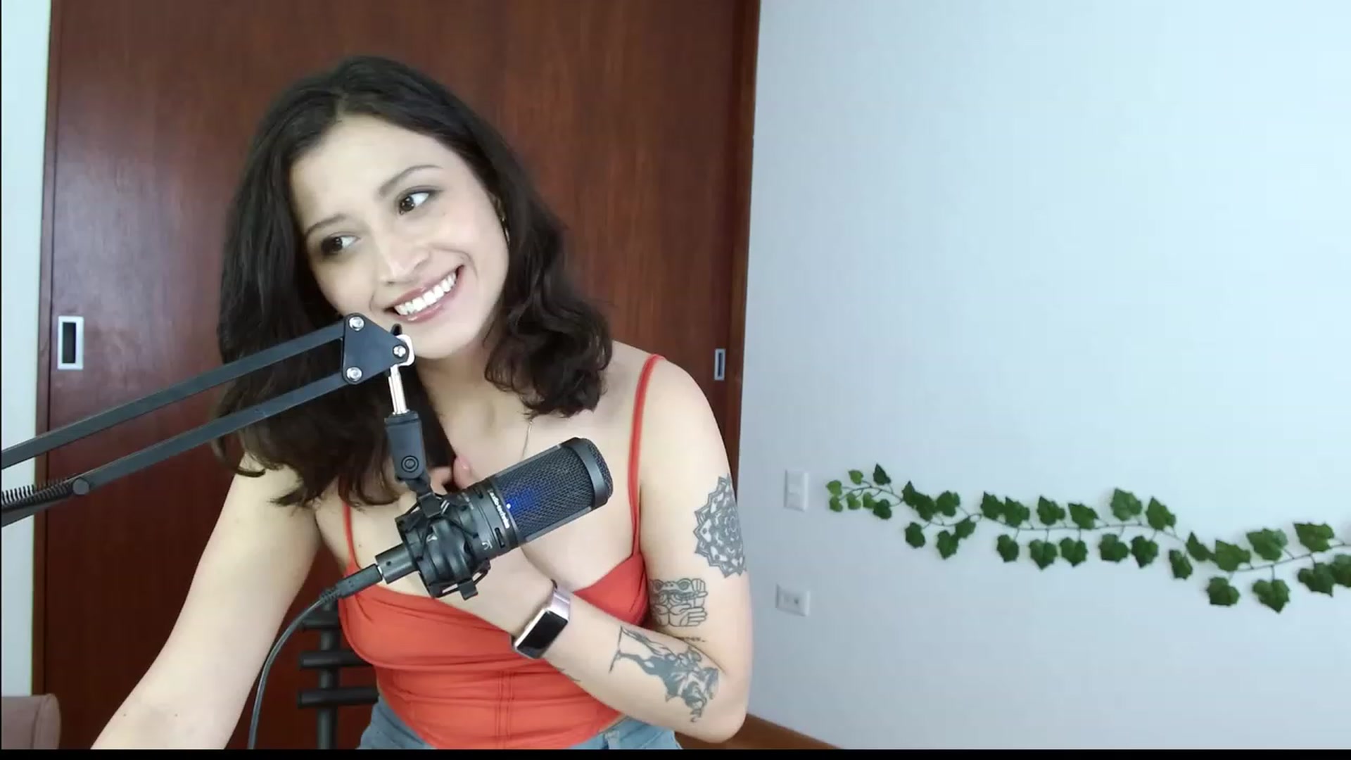 Gallery image thumbnail from TerraGreen's myfreecams stream on, 05/20/2023, 18:00 image 4 of 20