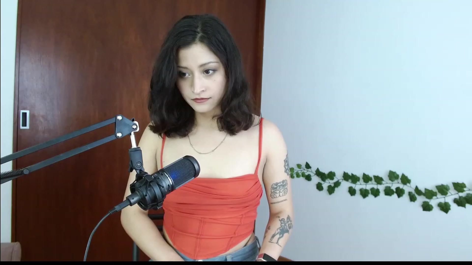 Gallery image thumbnail from TerraGreen's myfreecams stream on, 05/20/2023, 18:00 image 11 of 20