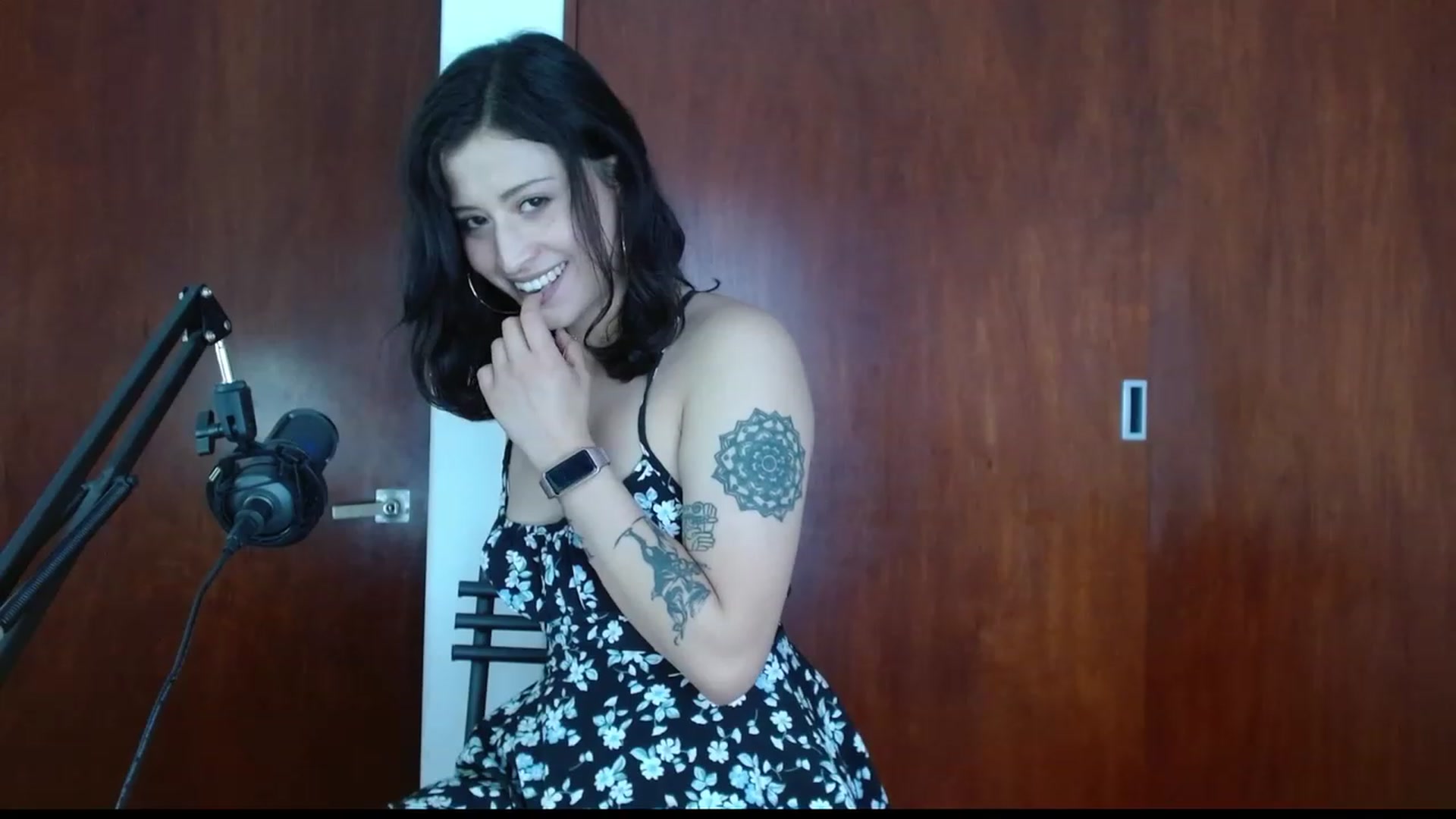 Gallery image thumbnail from TerraGreen's myfreecams stream on, 05/24/2023, 21:12 image 15 of 20