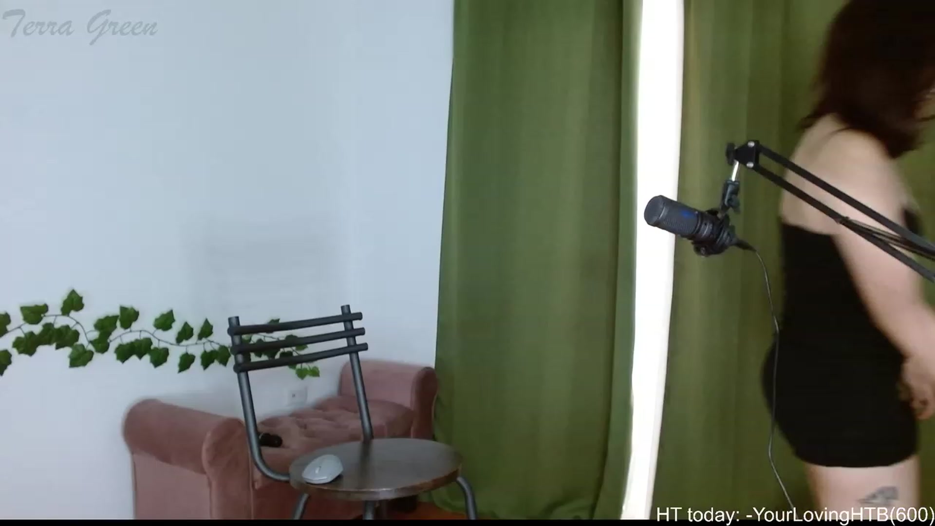 Gallery image thumbnail from TerraGreen's myfreecams stream on, 05/28/2023, 21:20 image 17 of 20