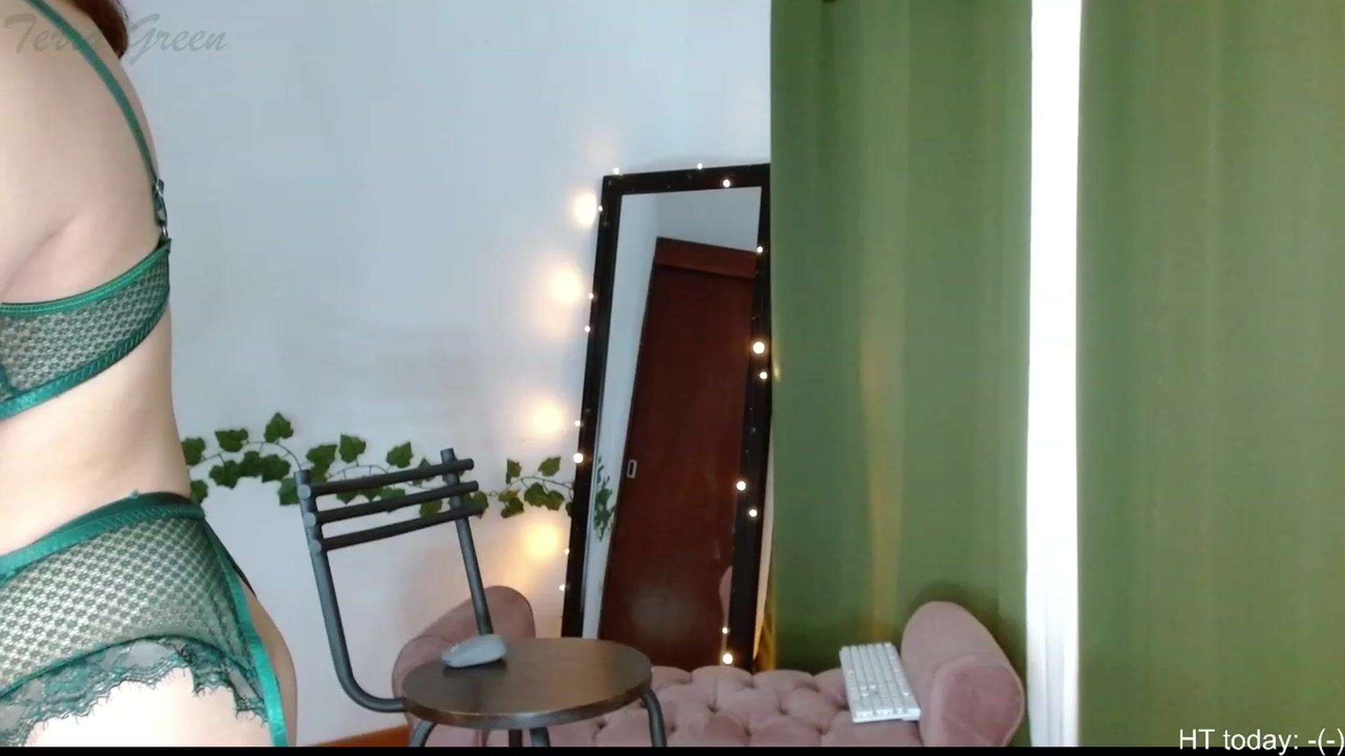 Gallery image thumbnail from TerraGreen's myfreecams stream on, 05/31/2023, 21:07 image 12 of 20