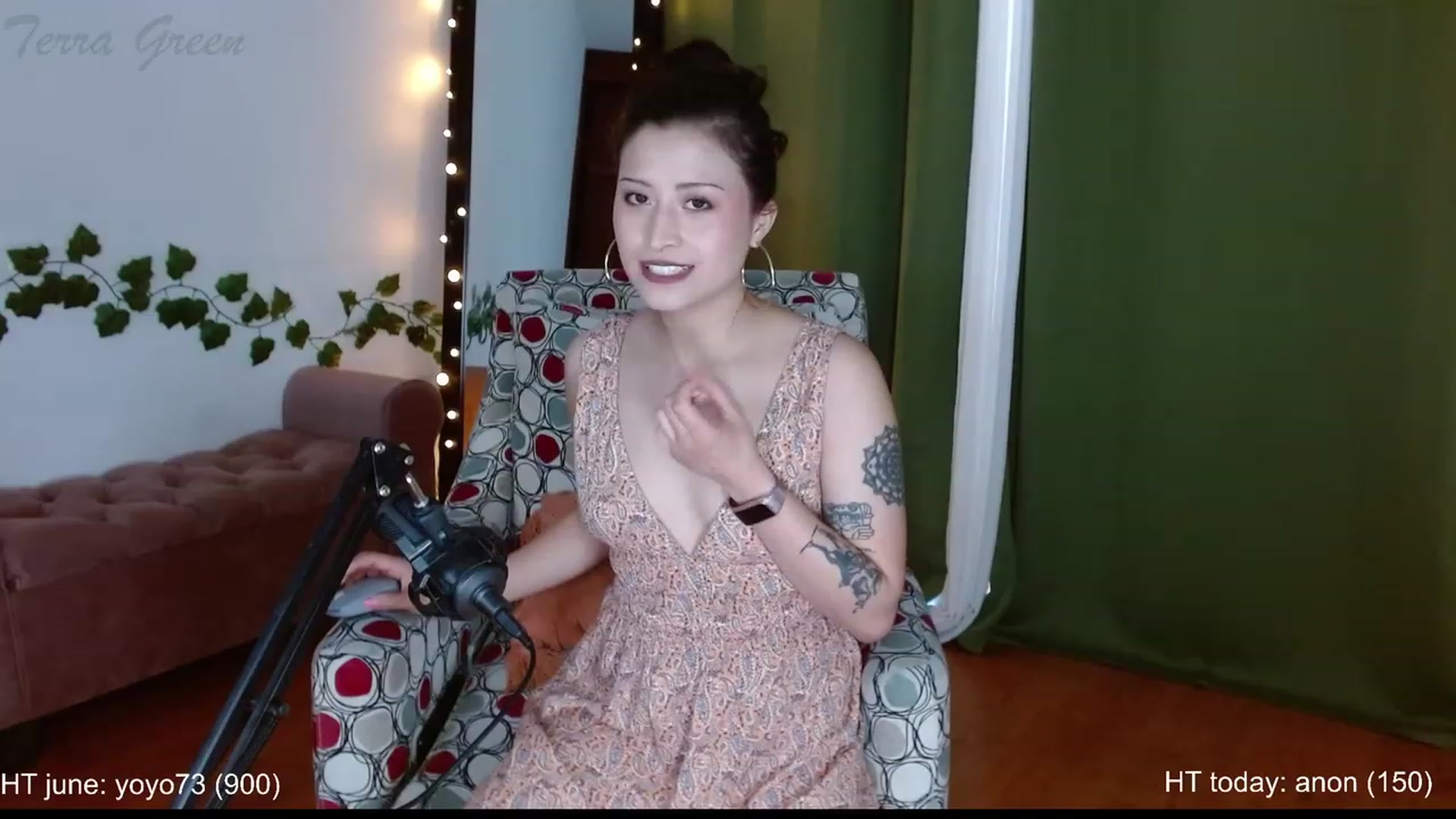 Gallery image thumbnail from TerraGreen's myfreecams stream on, 06/10/2023, 17:42 image 4 of 20