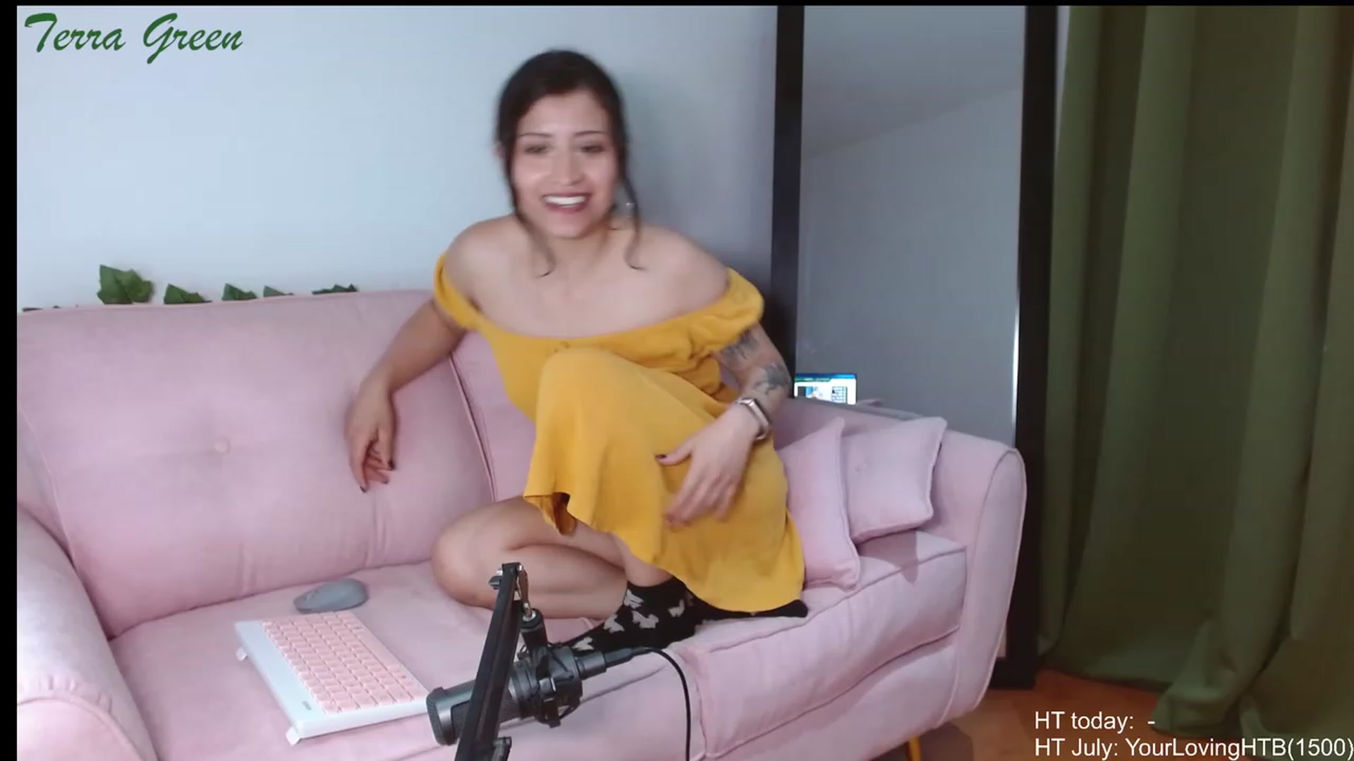 Gallery image thumbnail from TerraGreen's myfreecams stream on, 07/26/2023, 01:11 image 3 of 20