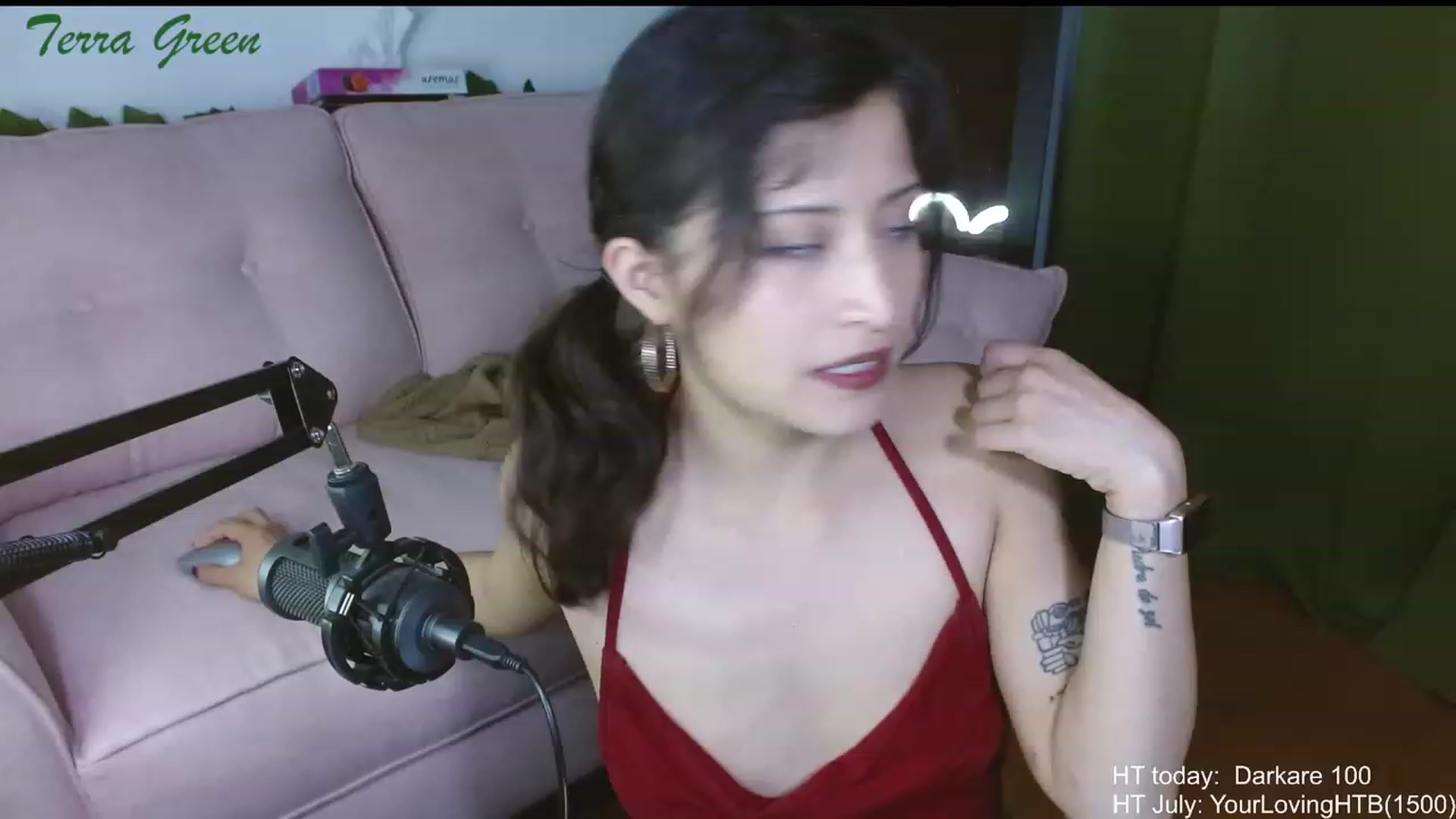 Gallery image thumbnail from TerraGreen's myfreecams stream on, 07/27/2023, 01:59 image 14 of 20