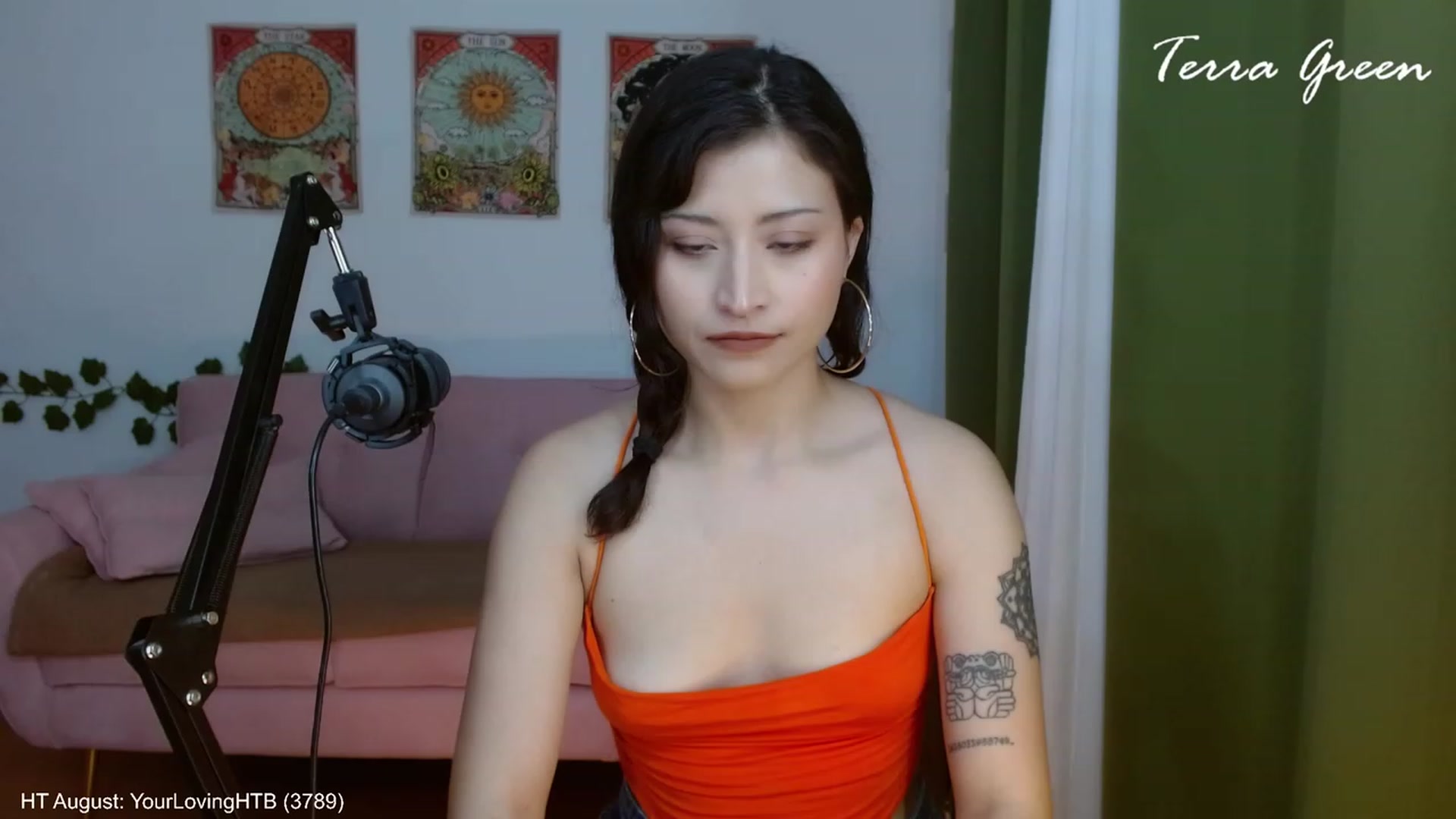 Gallery image thumbnail from TerraGreen's myfreecams stream on, 08/19/2023, 19:26 image 4 of 20