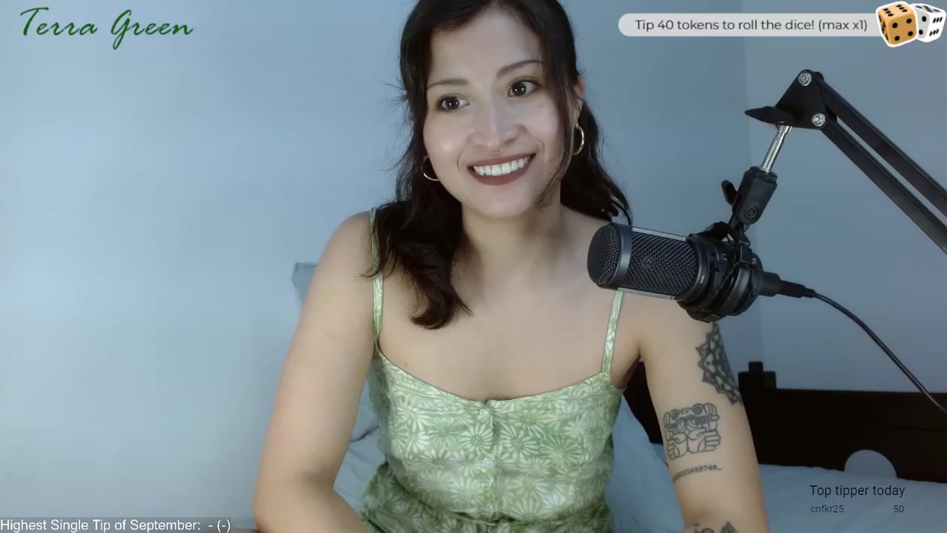 Gallery image thumbnail from TerraGreen's myfreecams stream on, 09/01/2023, 23:57 image 16 of 20