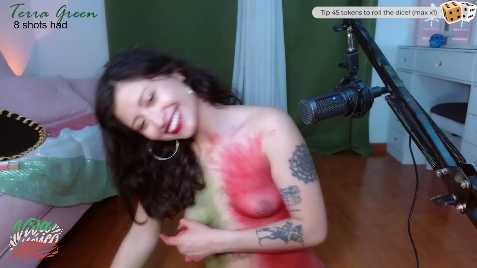 Gallery image thumbnail from TerraGreen's myfreecams stream on, 09/16/2023, 01:05 image 3 of 20