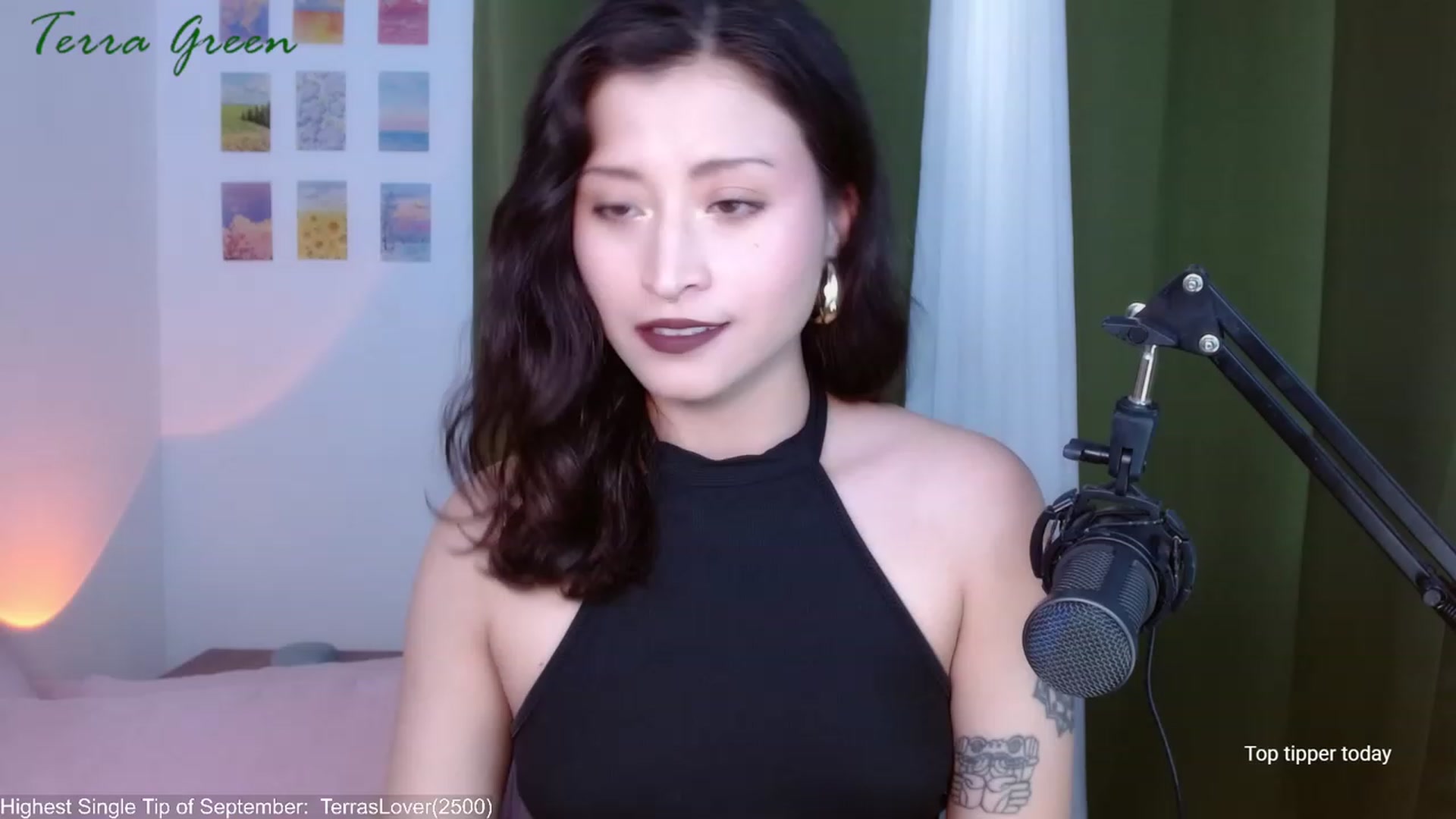 Gallery image thumbnail from TerraGreen's myfreecams stream on, 09/18/2023, 20:45 image 1 of 20