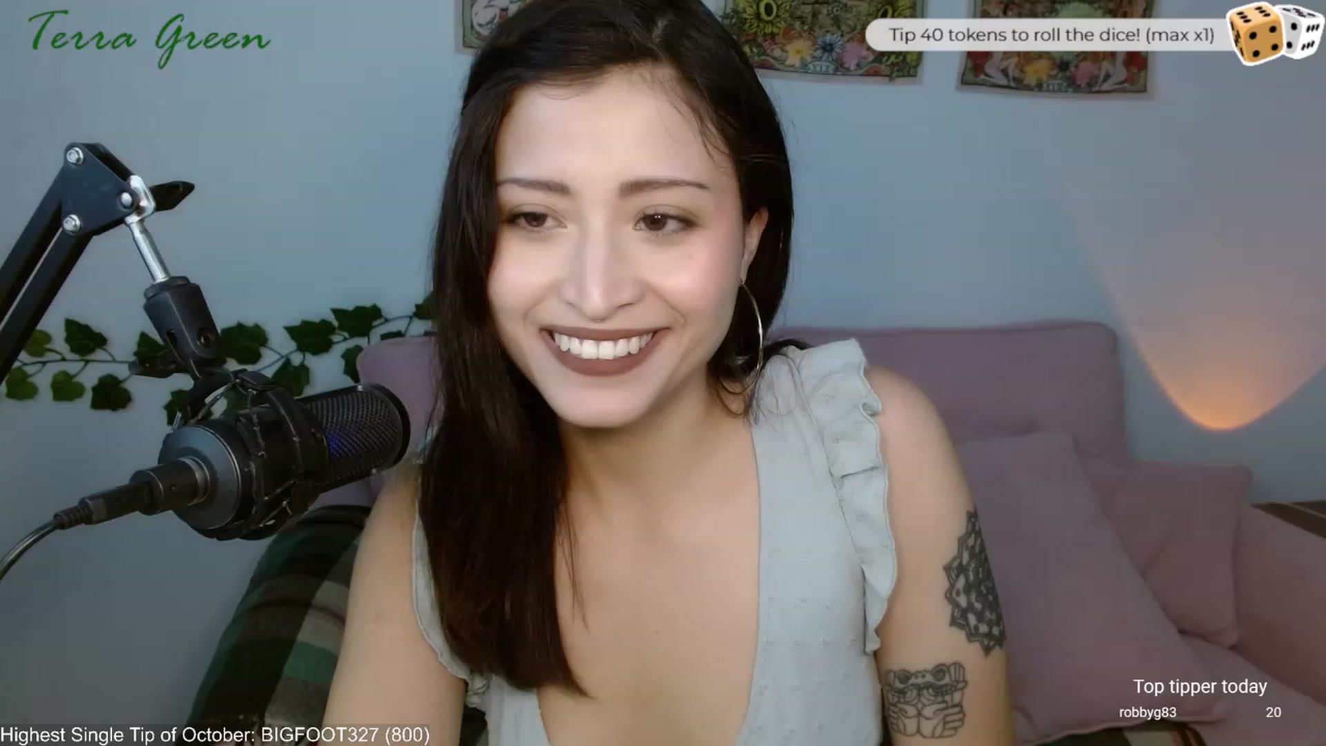 Gallery image thumbnail from TerraGreen's myfreecams stream on, 10/02/2023, 17:45 image 9 of 20