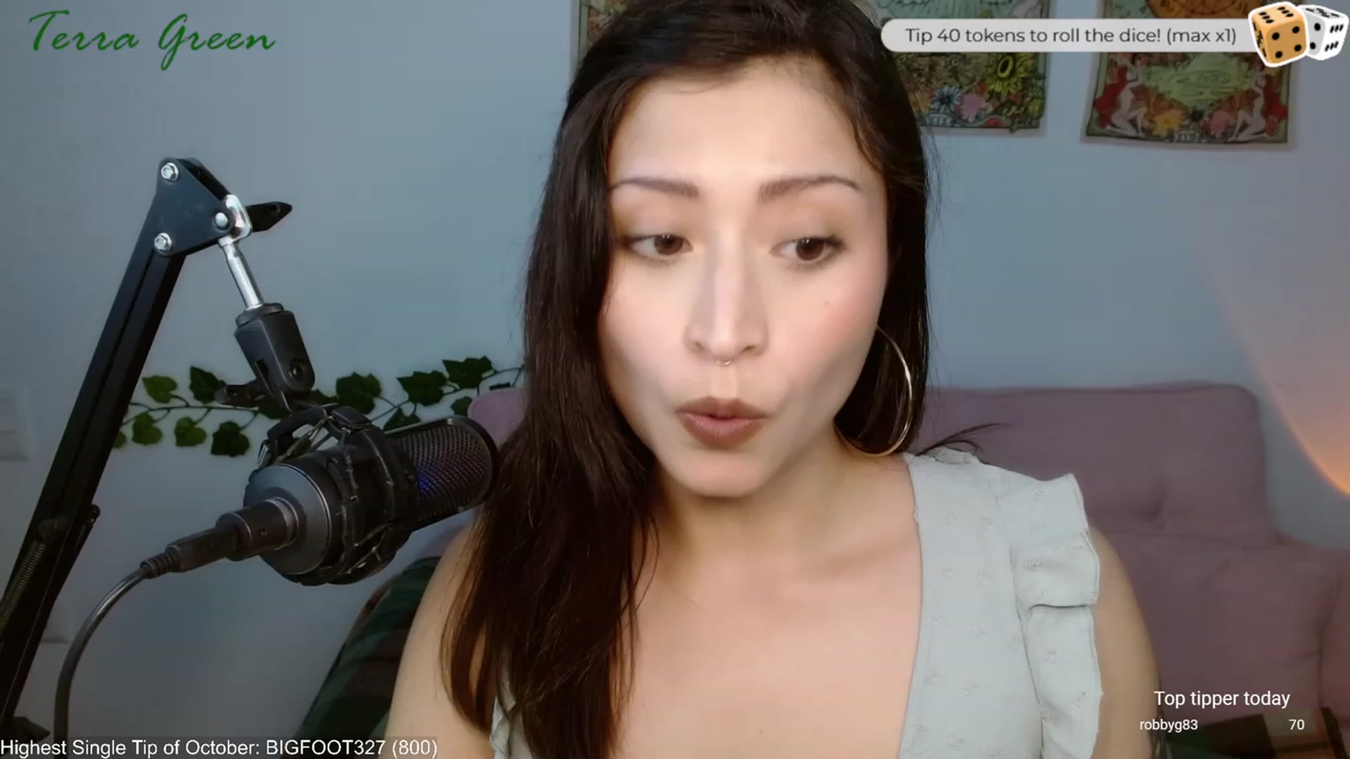 Gallery image thumbnail from TerraGreen's myfreecams stream on, 10/02/2023, 18:54 image 9 of 20