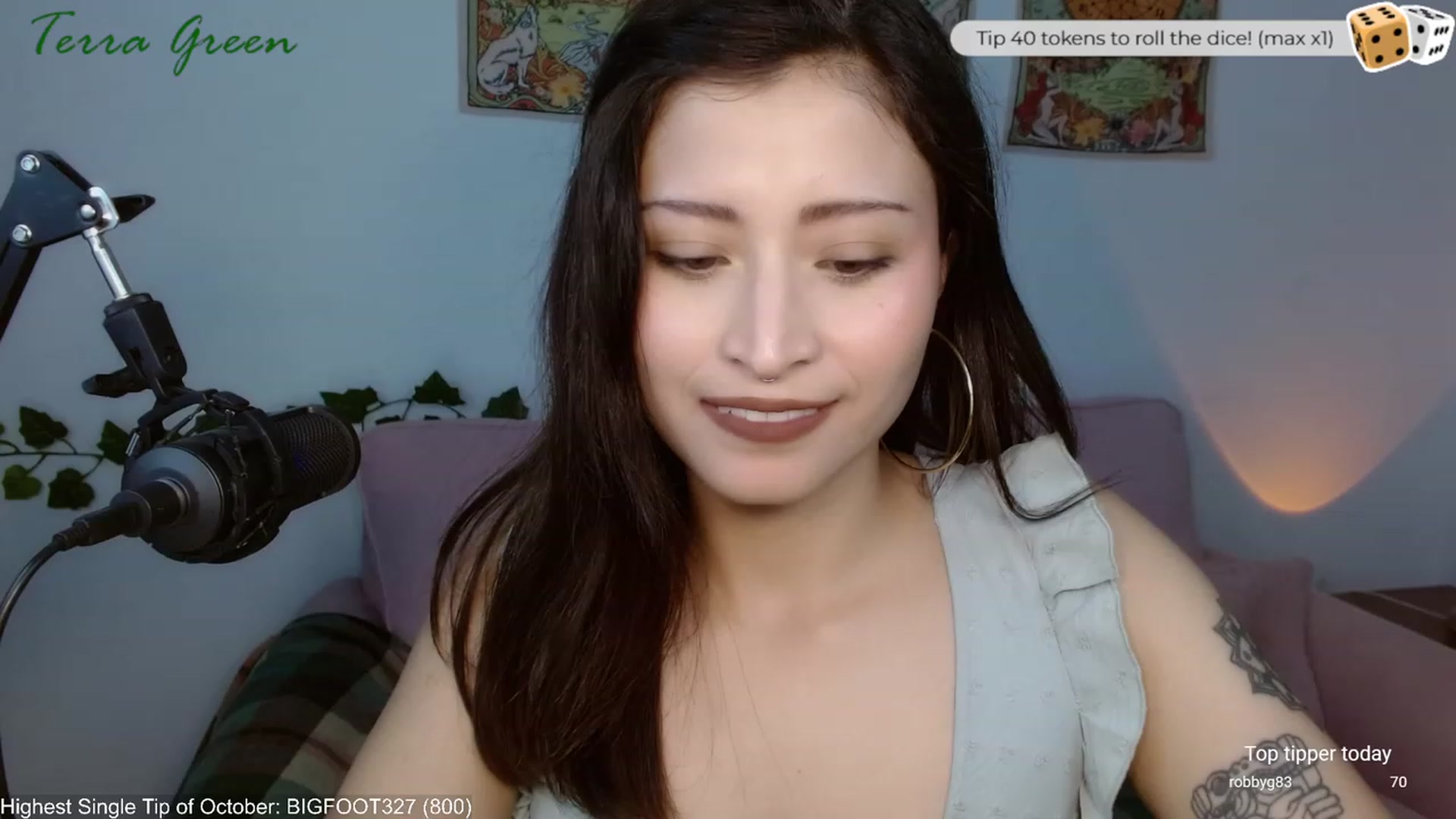 Gallery image thumbnail from TerraGreen's myfreecams stream on, 10/02/2023, 18:54 image 3 of 20