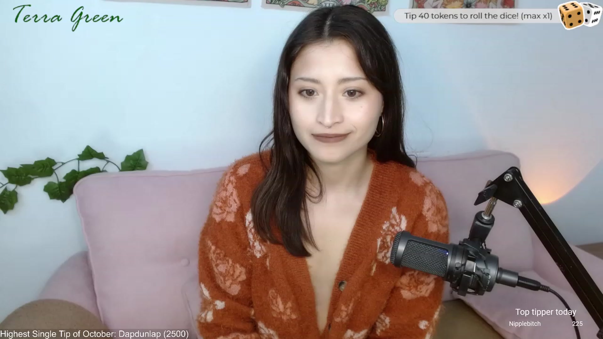 Gallery image thumbnail from TerraGreen's myfreecams stream on, 10/09/2023, 18:37 image 4 of 20