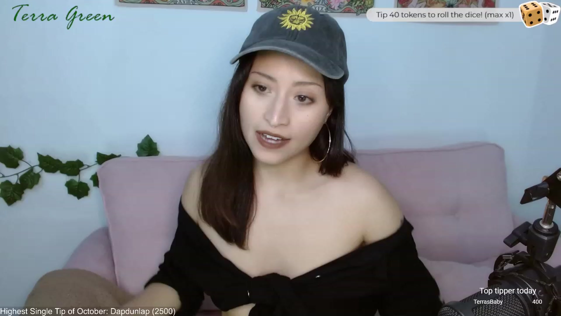 Gallery image thumbnail from TerraGreen's myfreecams stream on, 10/16/2023, 21:00 image 5 of 20