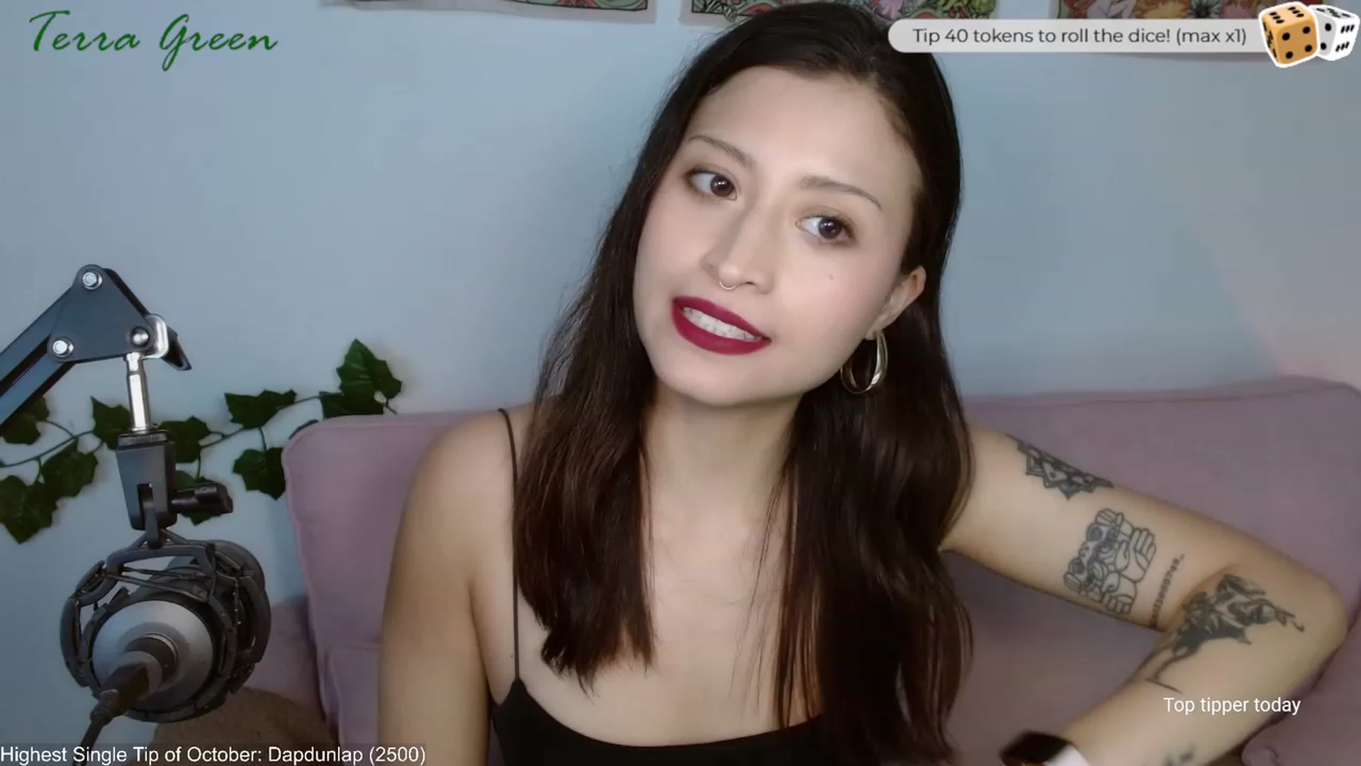 Gallery image thumbnail from TerraGreen's myfreecams stream on, 10/23/2023, 20:39 image 4 of 20