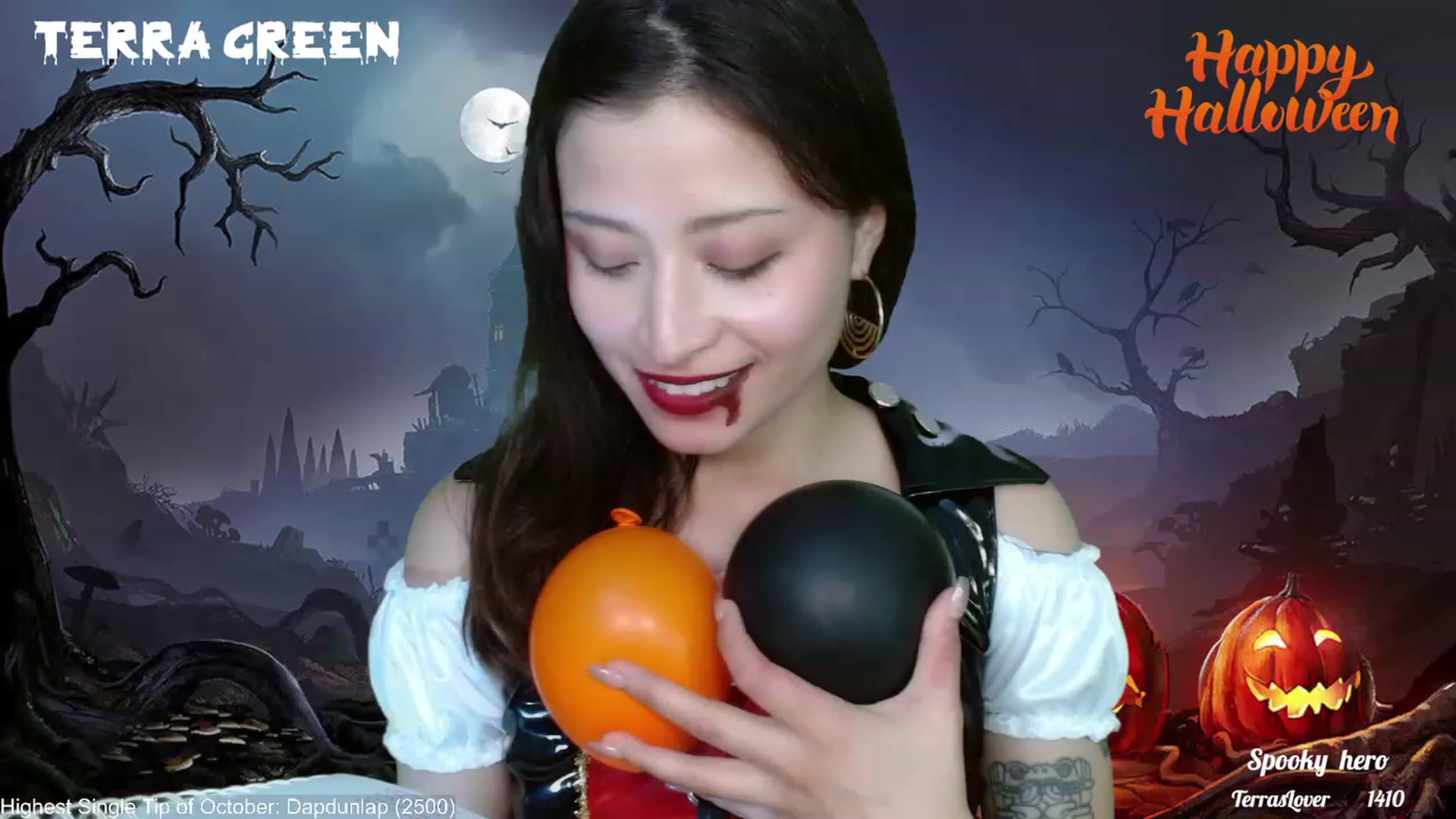 Gallery image thumbnail from TerraGreen's myfreecams stream on, 10/28/2023, 24:04 image 8 of 20