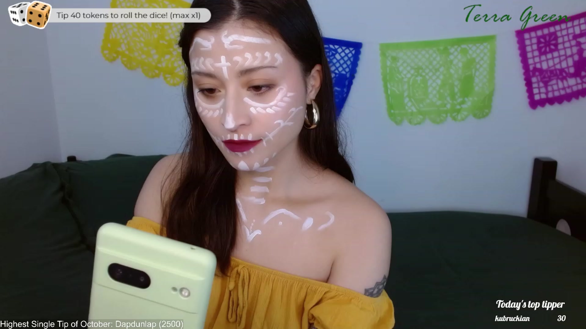 Gallery image thumbnail from TerraGreen's myfreecams stream on, 11/01/2023, 17:44 image 16 of 20