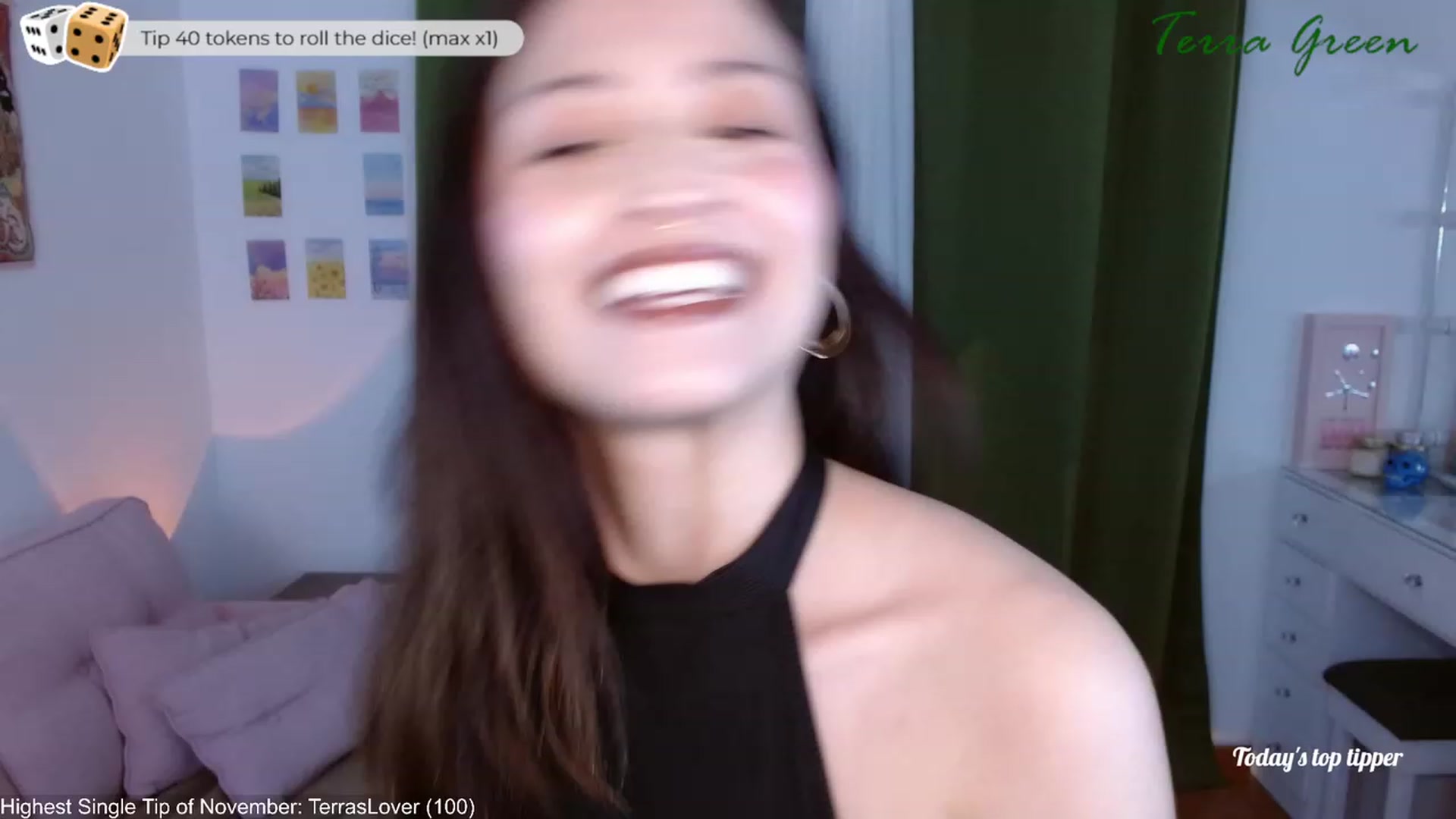 Gallery image thumbnail from TerraGreen's myfreecams stream on, 11/03/2023, 18:07 image 4 of 20