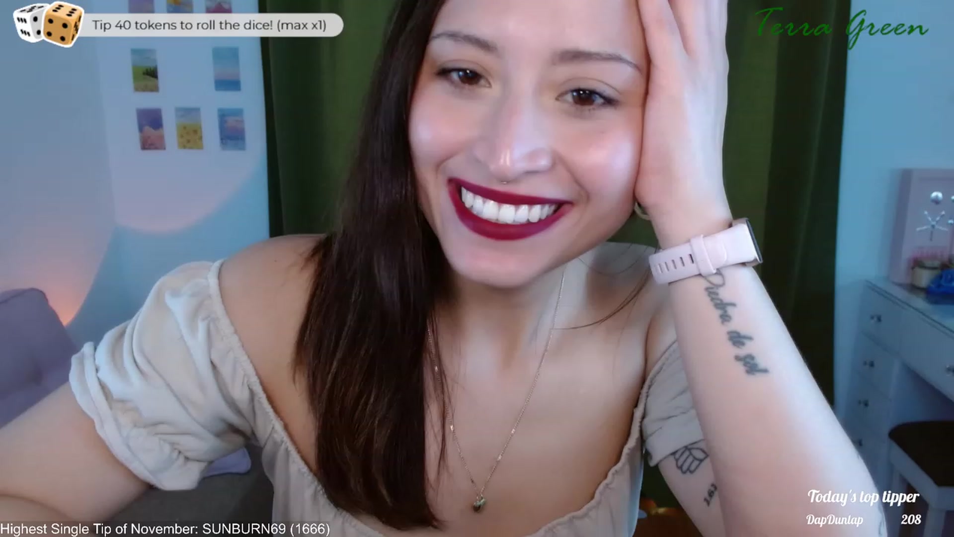 Gallery image thumbnail from TerraGreen's myfreecams stream on, 11/06/2023, 22:07 image 3 of 20