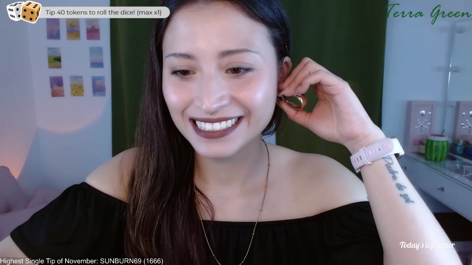 Gallery image thumbnail from TerraGreen's myfreecams stream on, 11/07/2023, 19:04 image 5 of 20