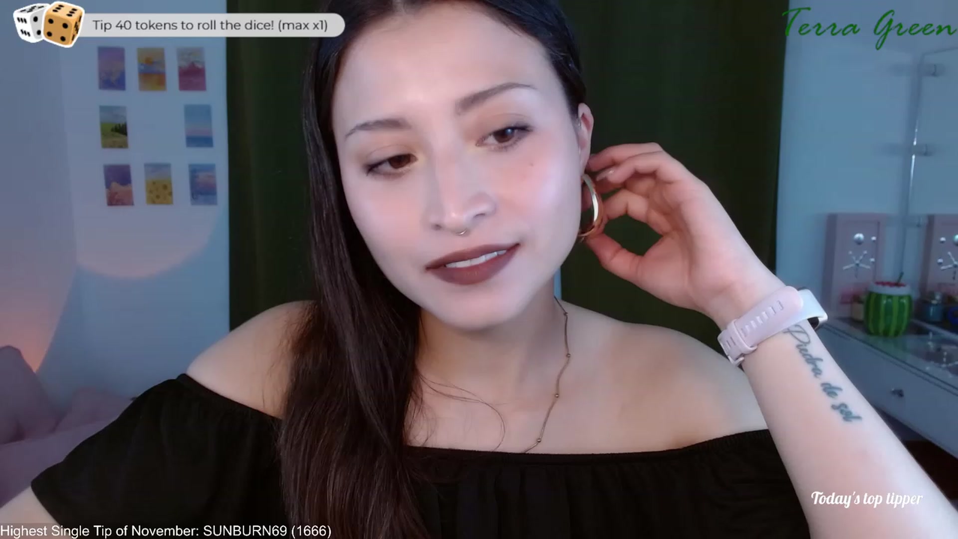 Gallery image thumbnail from TerraGreen's myfreecams stream on, 11/07/2023, 19:04 image 1 of 20