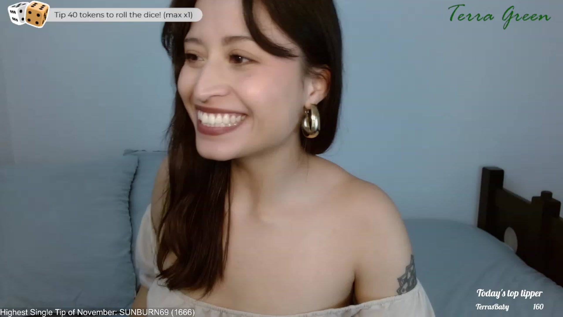 Gallery image thumbnail from TerraGreen's myfreecams stream on, 11/10/2023, 19:52 image 2 of 20