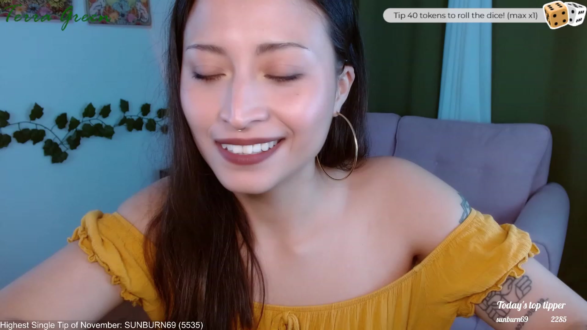 Gallery image thumbnail from TerraGreen's myfreecams stream on, 11/22/2023, 18:54 image 5 of 20