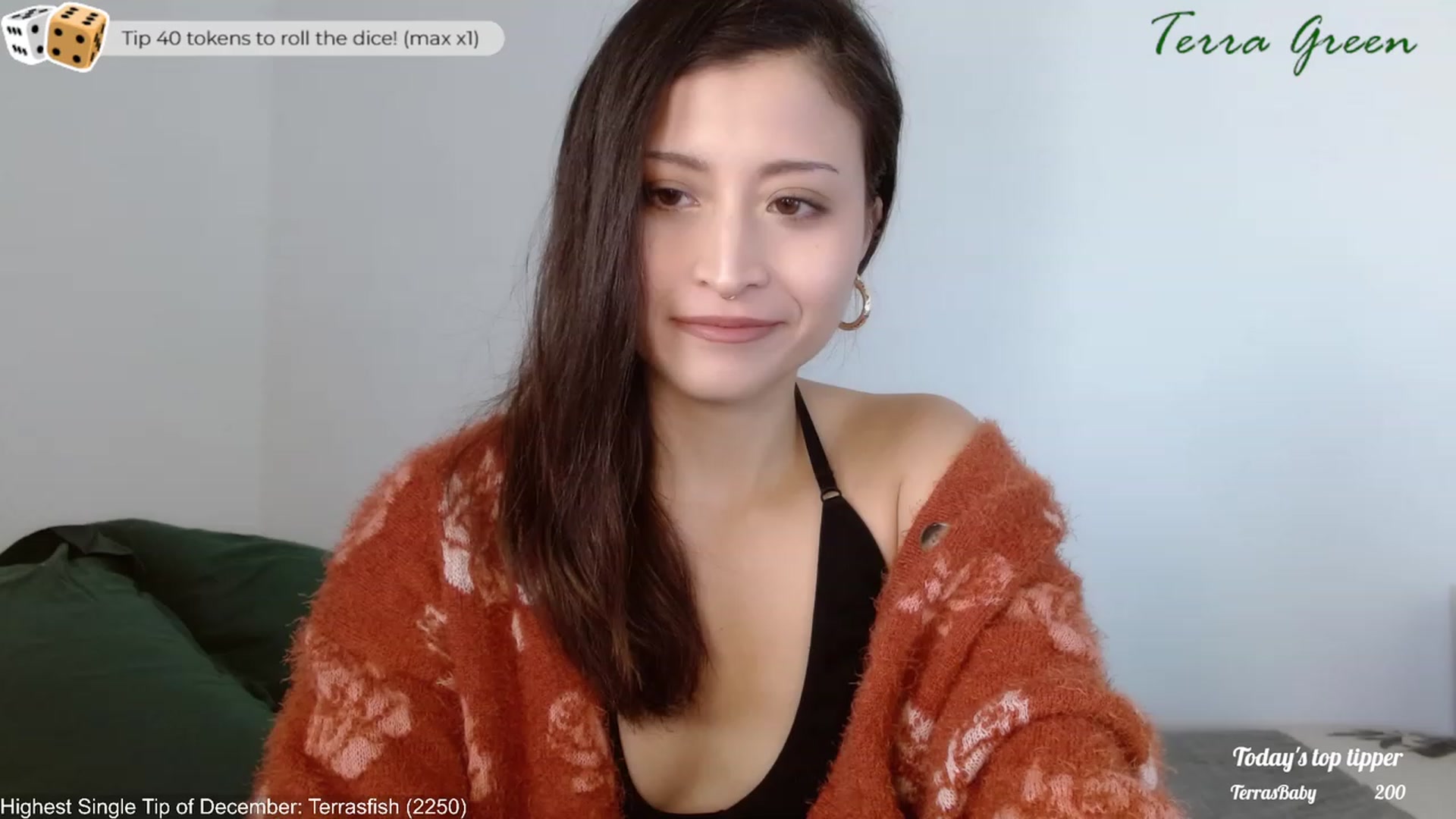 Gallery image thumbnail from TerraGreen's myfreecams stream on, 12/13/2023, 19:59 image 7 of 20